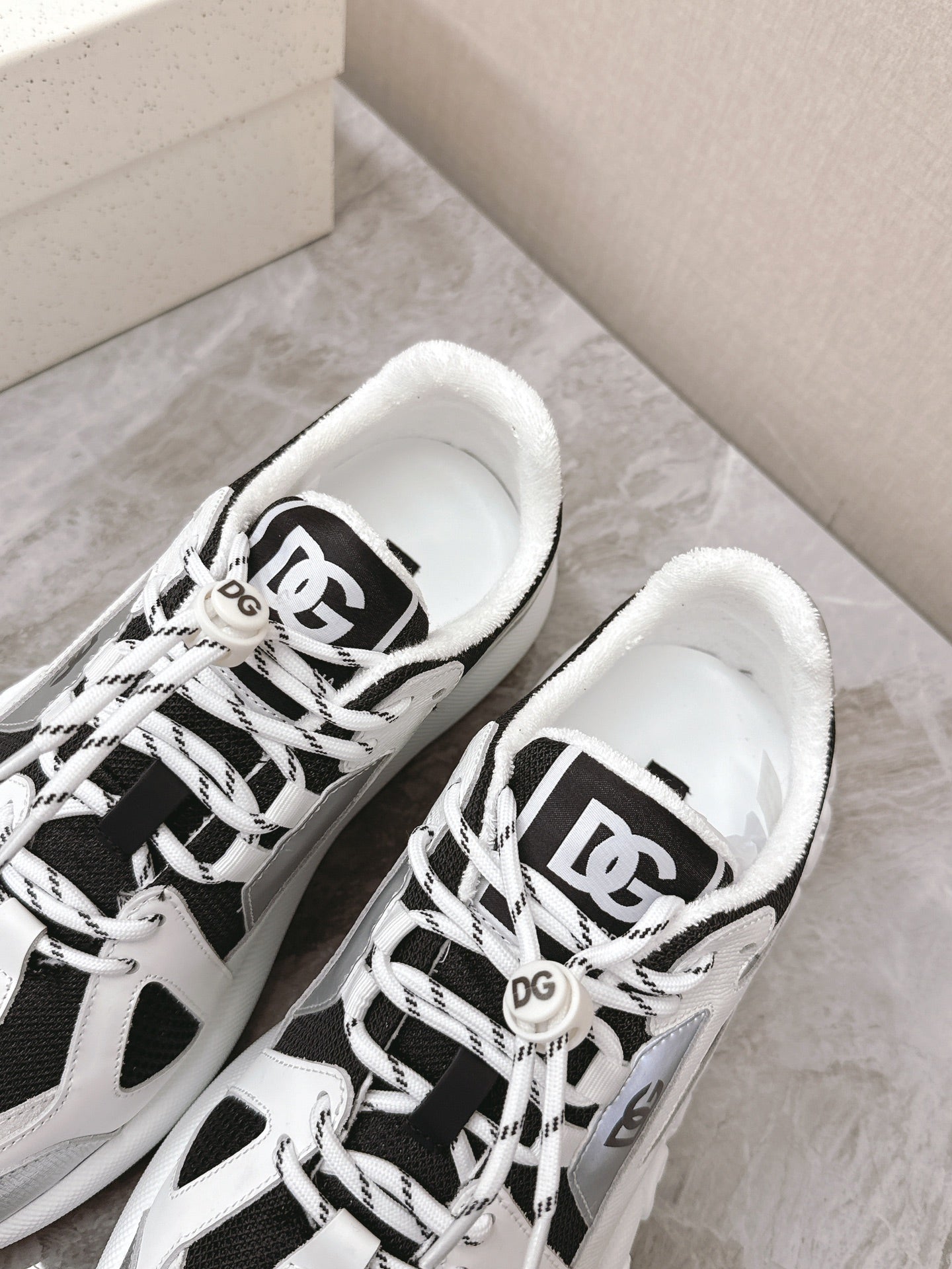 DC Chunky Sneakers Black White Silver Cowhide & Mesh Lining 339128