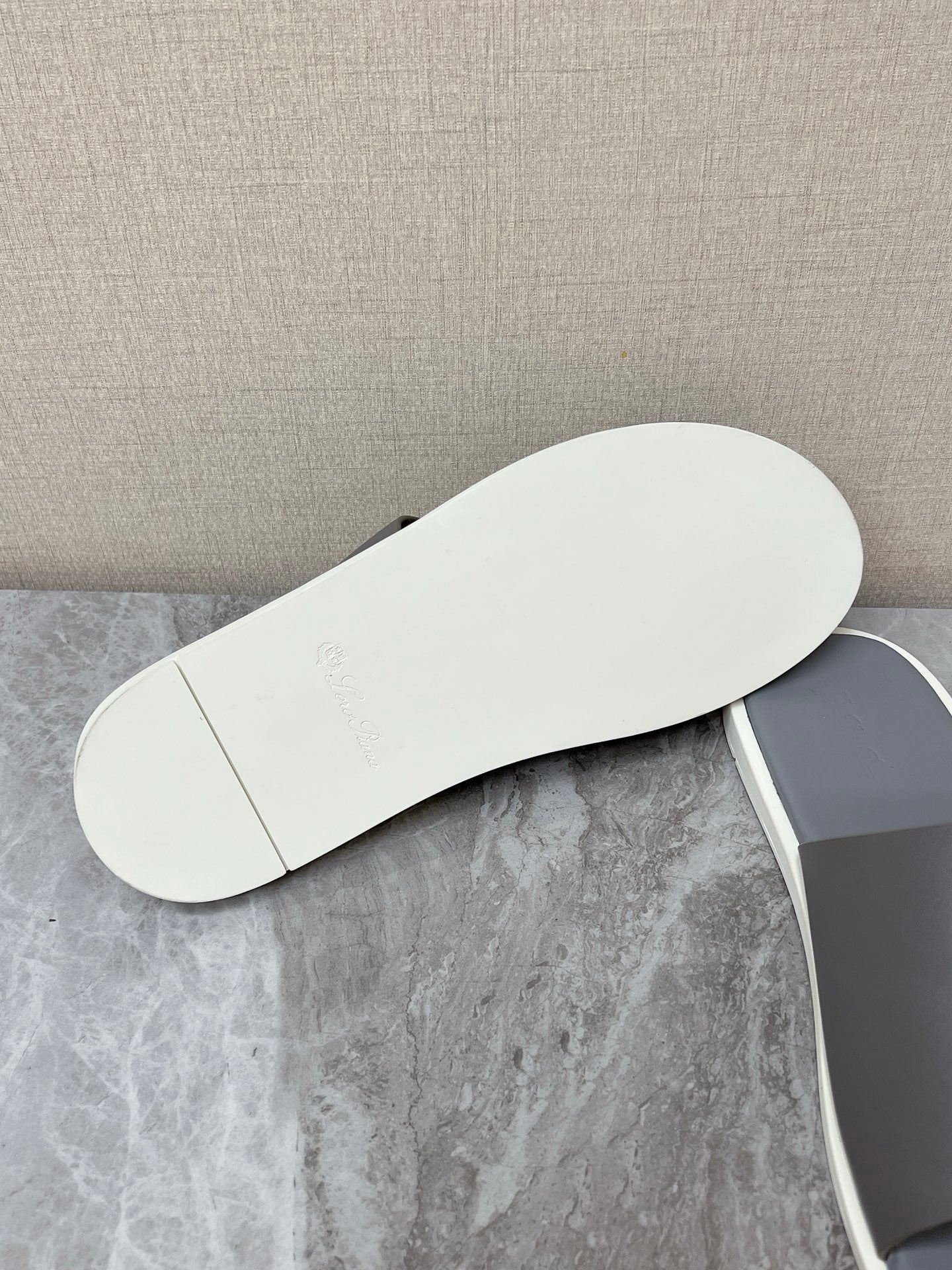 LP 26s Men’s Cutout Slides In Grey Calfskin