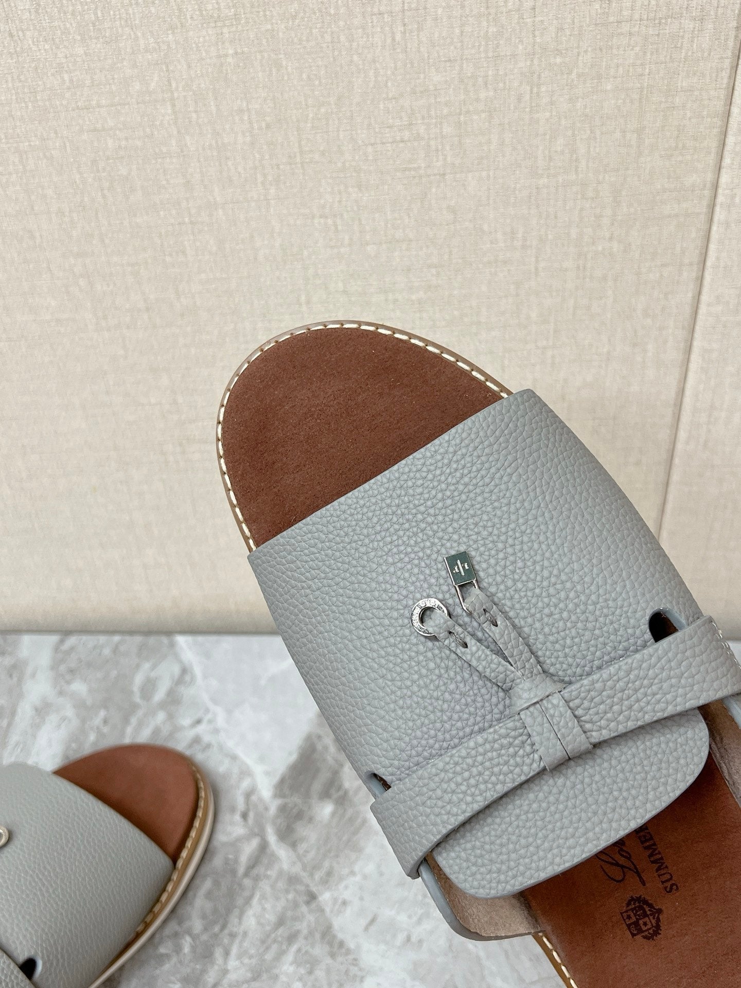 LP 26s Men’s Lock Charm Slides In Grey Calfskin Silver Hardware