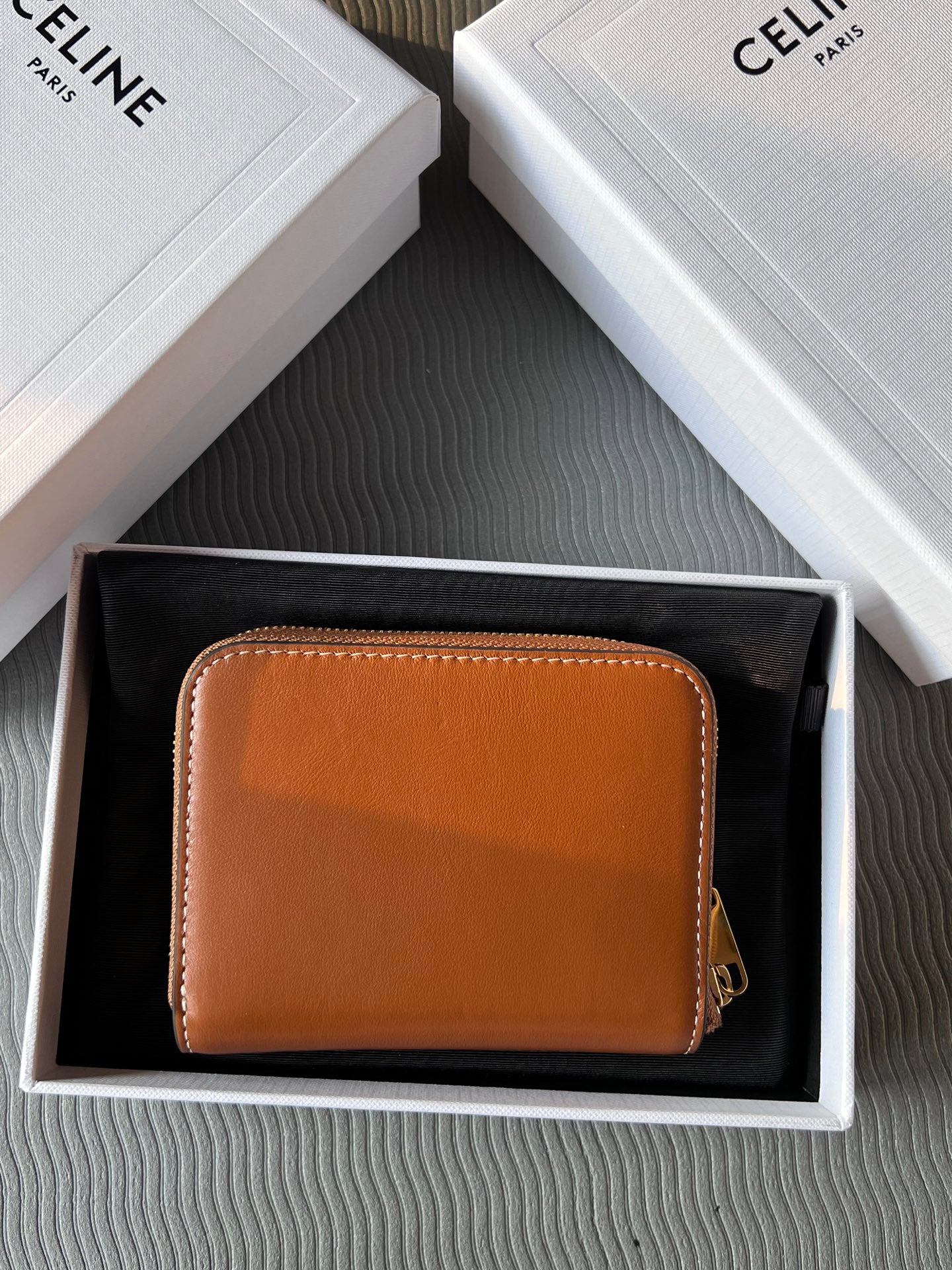 TRIOMPHE Compact Zipped Wallet Tan Cowhide Leather