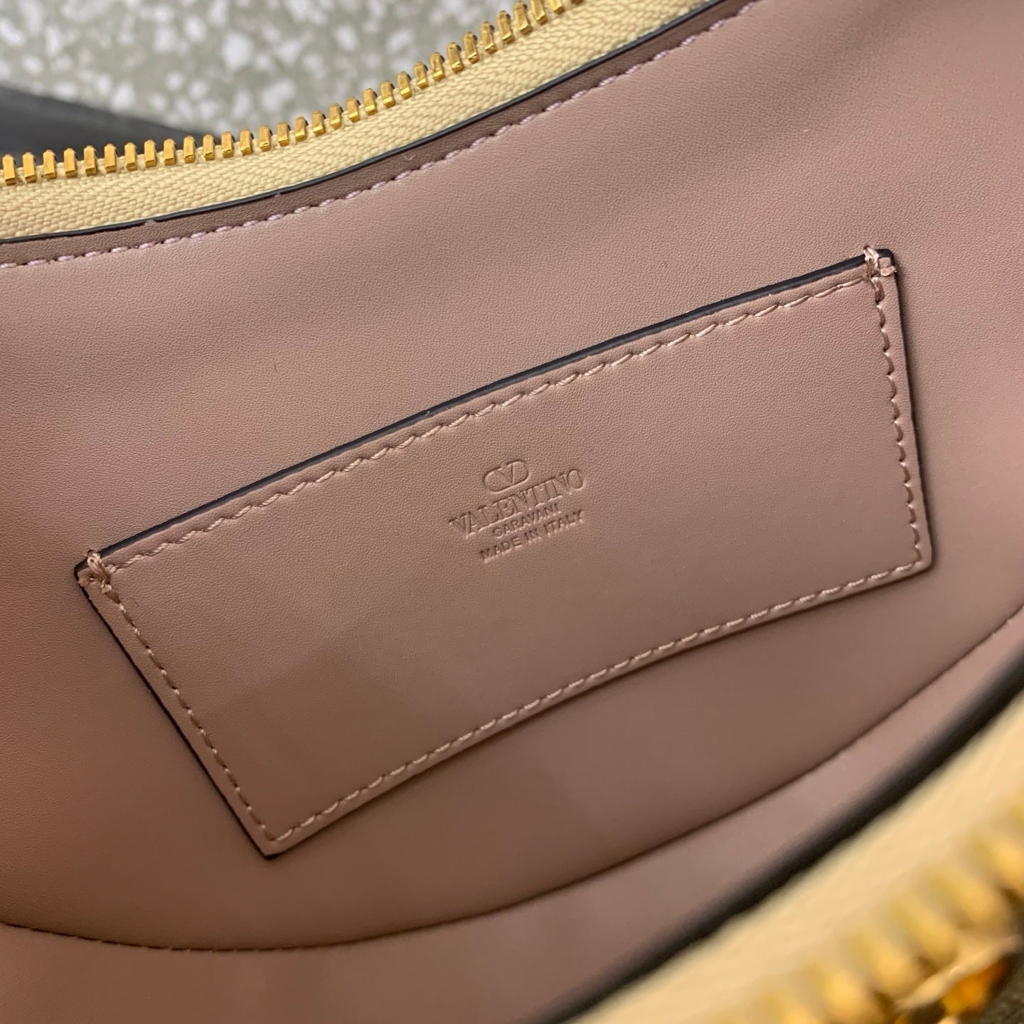 VA GARAVANI VLOGO mini HOBO bag gold calfskin 566877