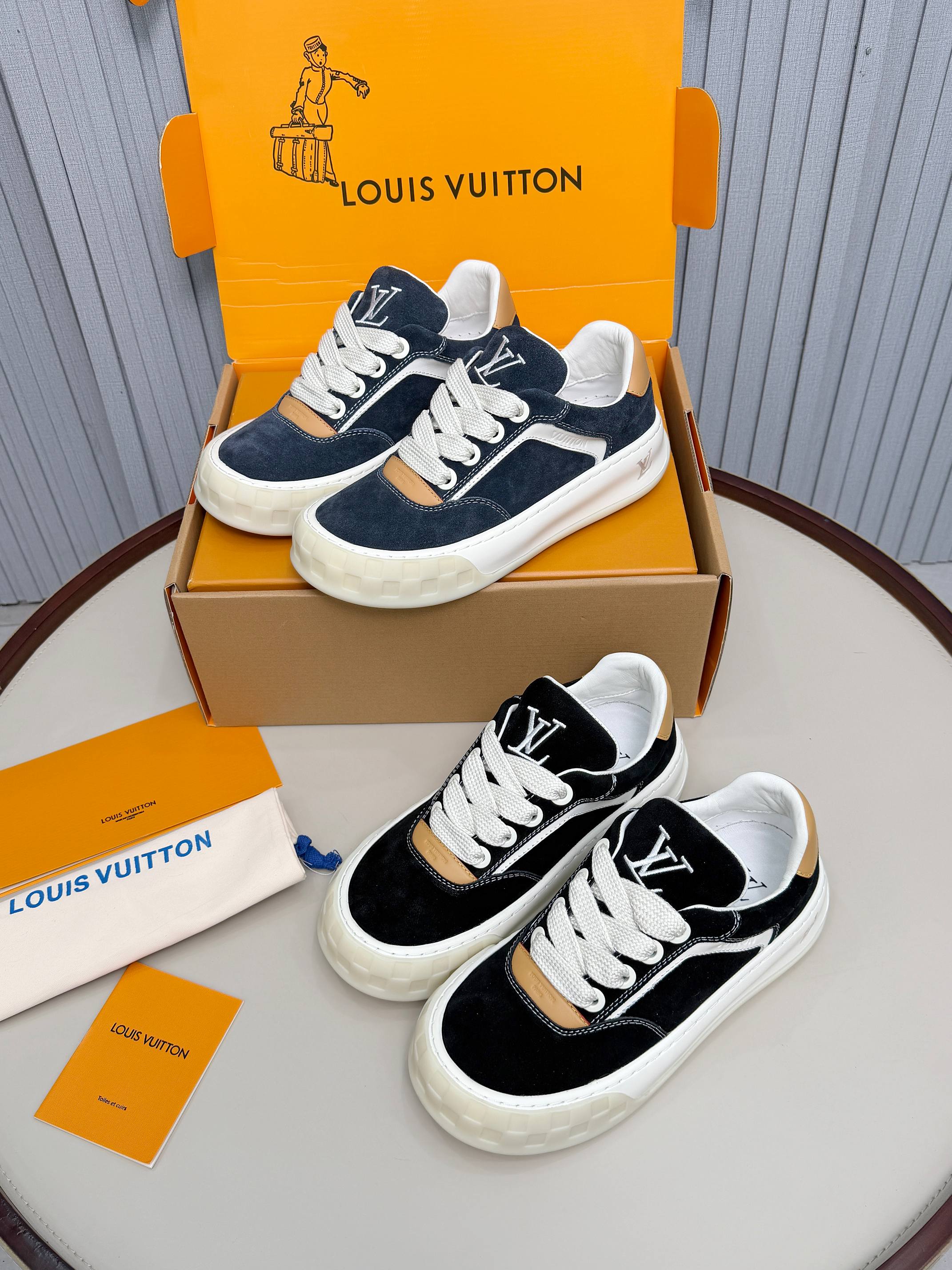LV Tilted Sneaker Black Suede Calf Leather 632606