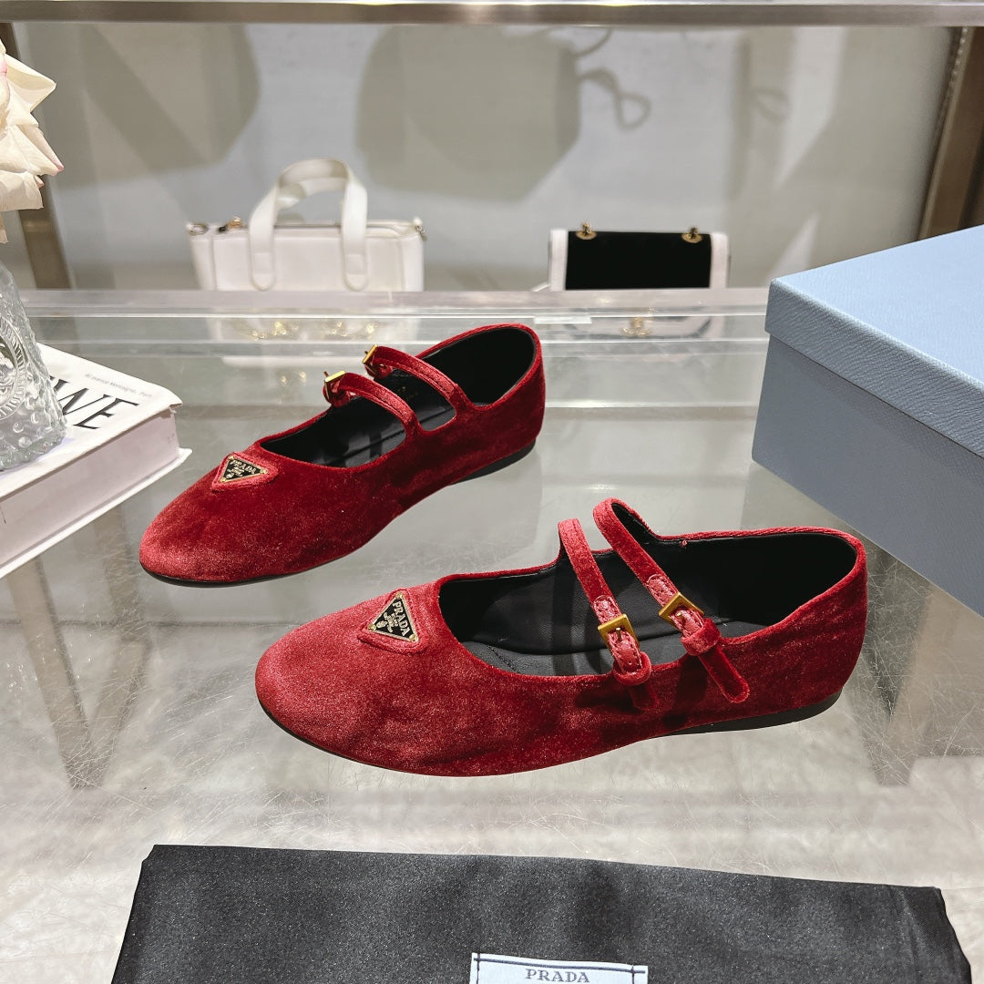 Prada 26s Finish Ballerina Red Velvet 982414