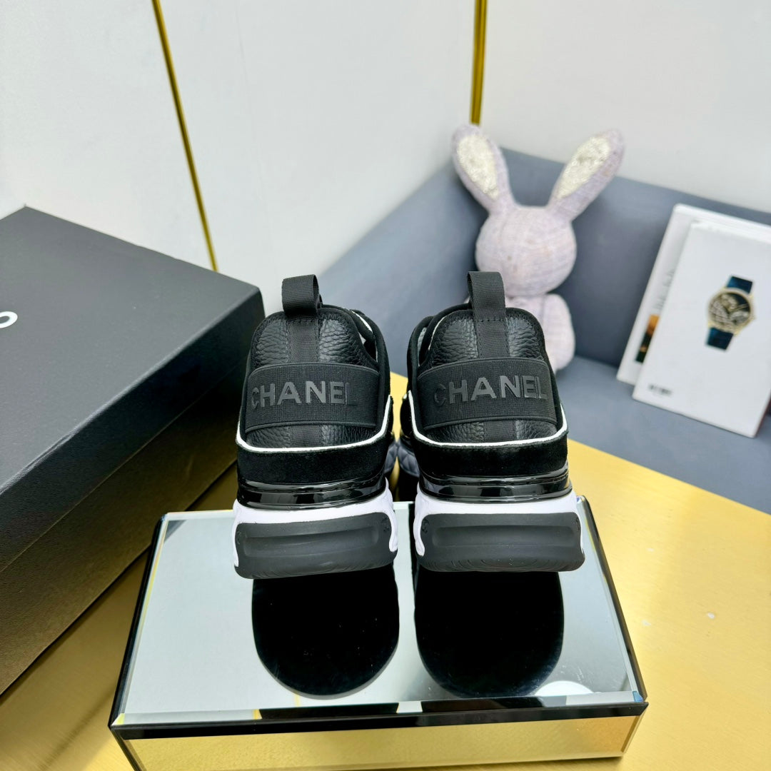 CC 26s Runner Sneakers Black White Fabric Suede 139955