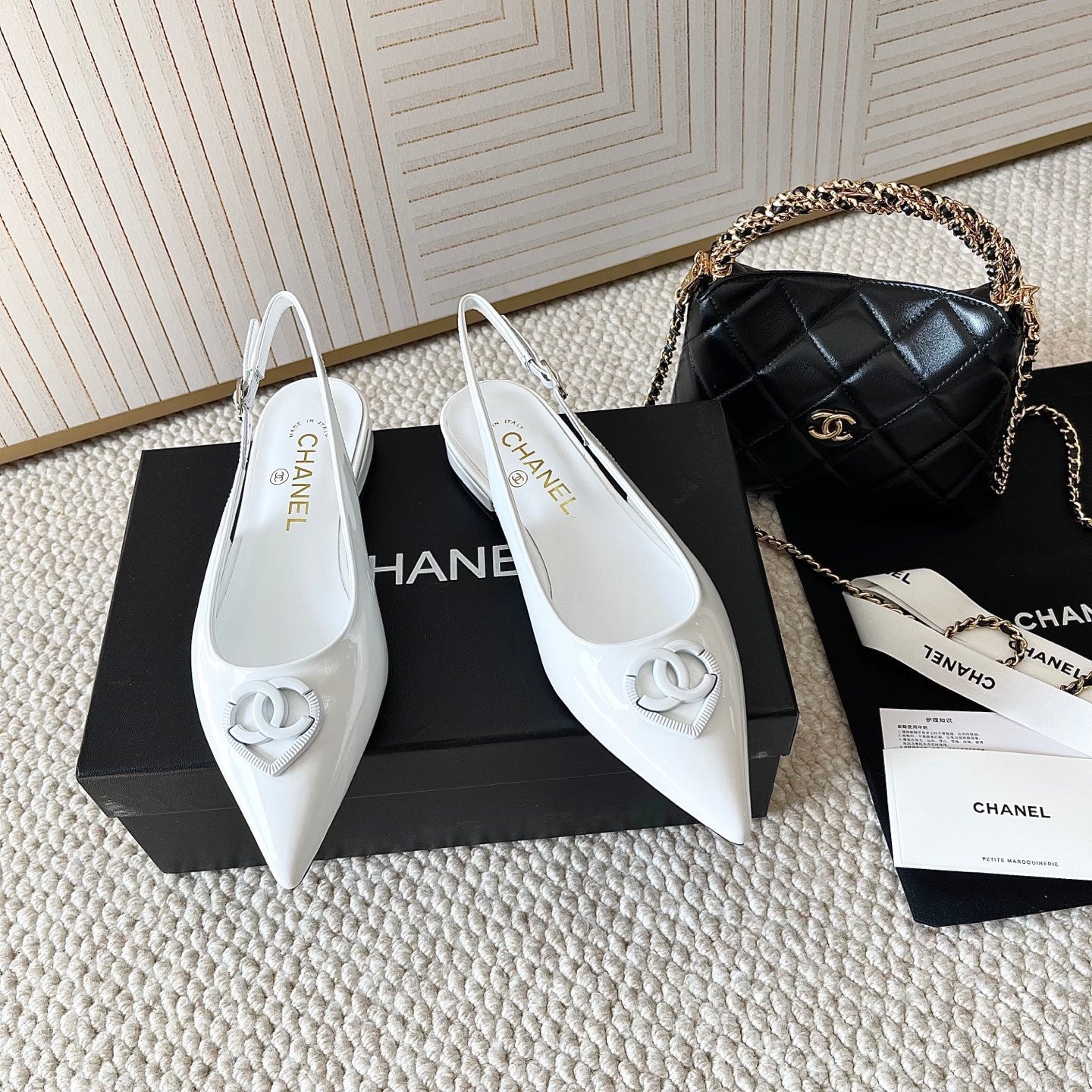 CC 26s Pointed-Toe Flats Slingback White Patent Leather 787138