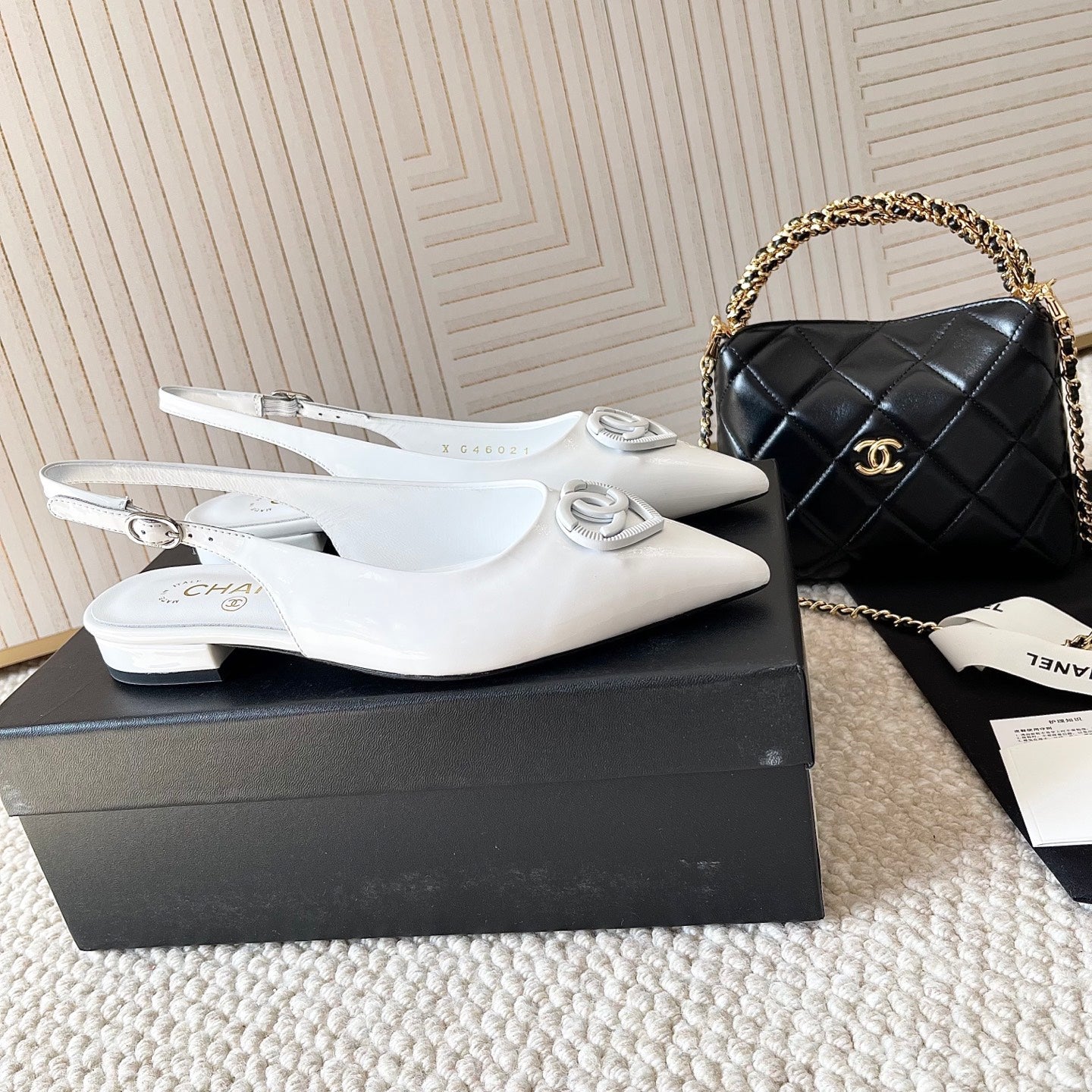 CC 26s Pointed-Toe Flats Slingback White Patent Leather 787138