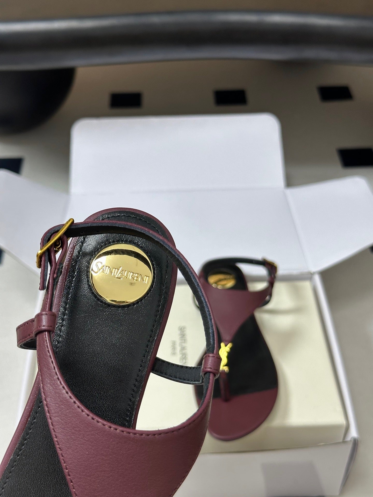 YSL Cassandra Slide Burugndy Smooth Leather 787565