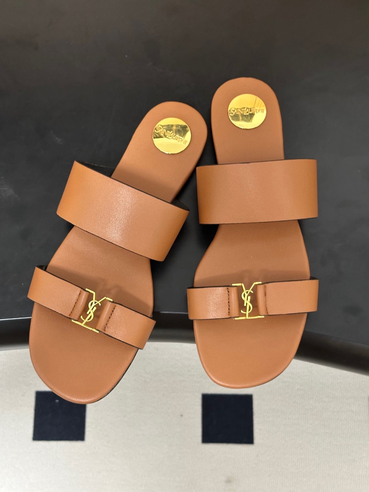YSL Babylone Slides Tan Smooth Leather 787574