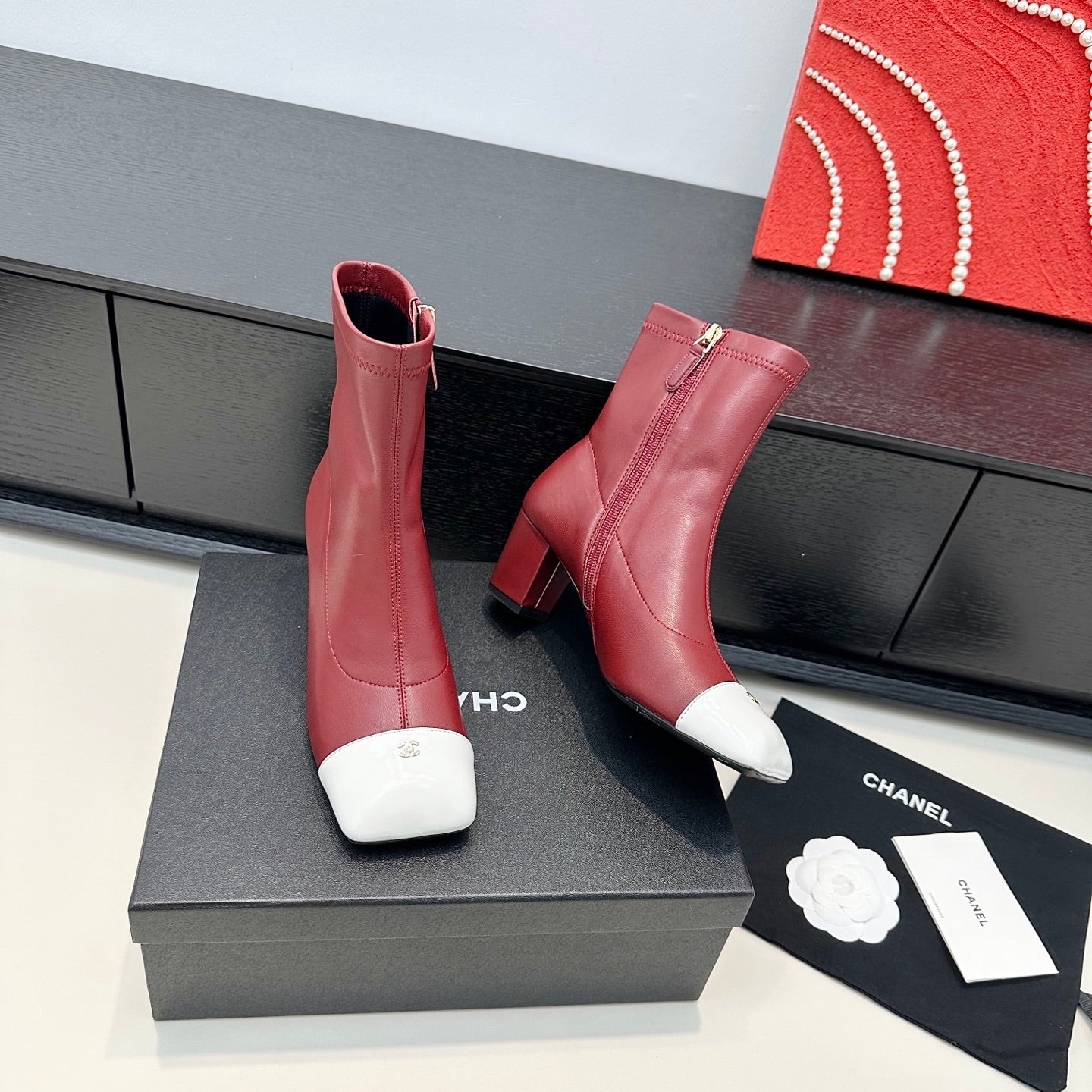 CC 26s Square Toe Blocked Heel Ankle Boot Sheepskin 992588