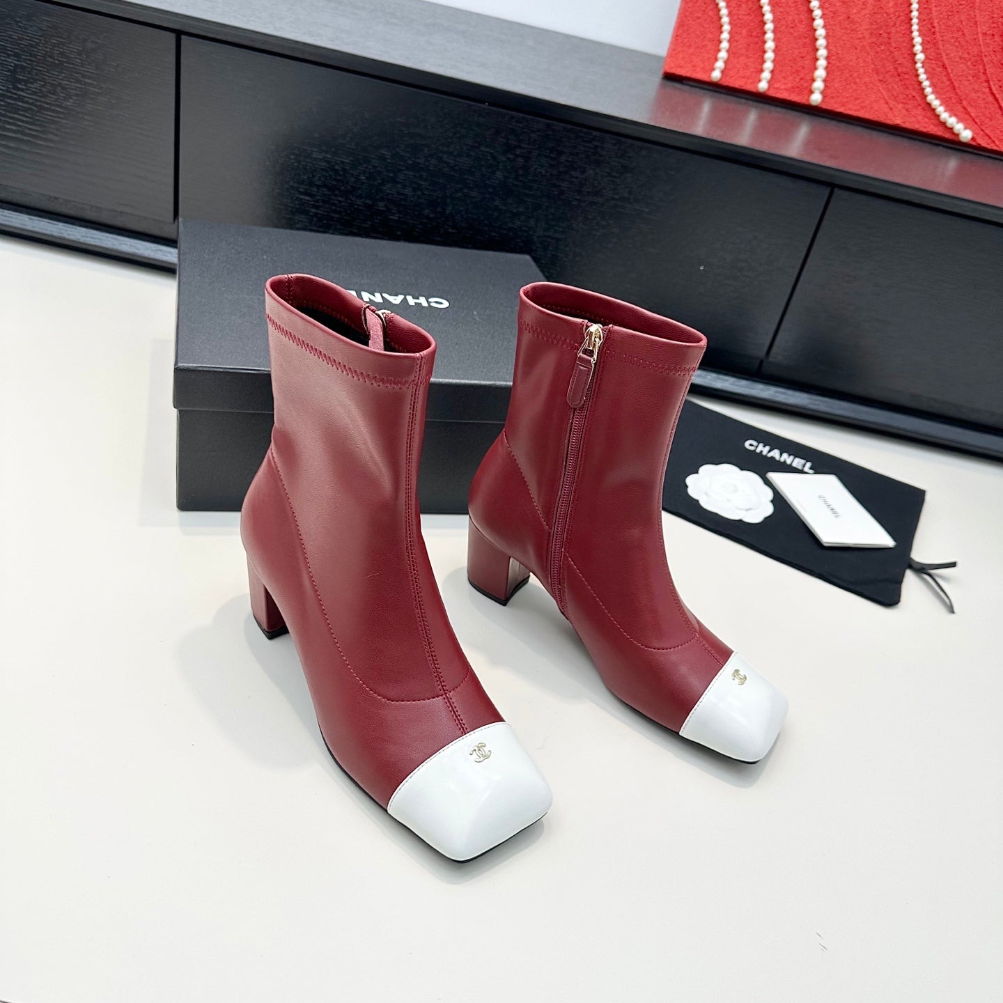 CC 26s Square Toe Blocked Heel Ankle Boot Sheepskin 992588