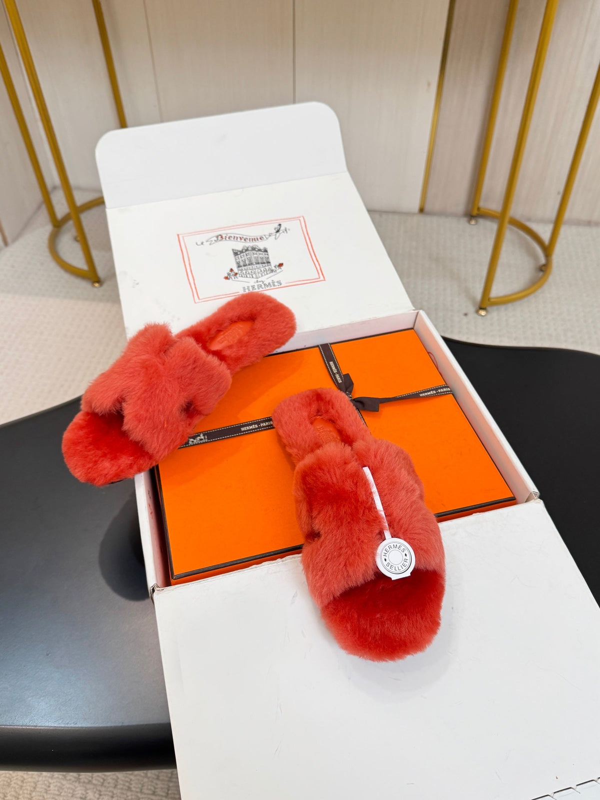HM Oran Fluffy Slide Orange Shearling 200022