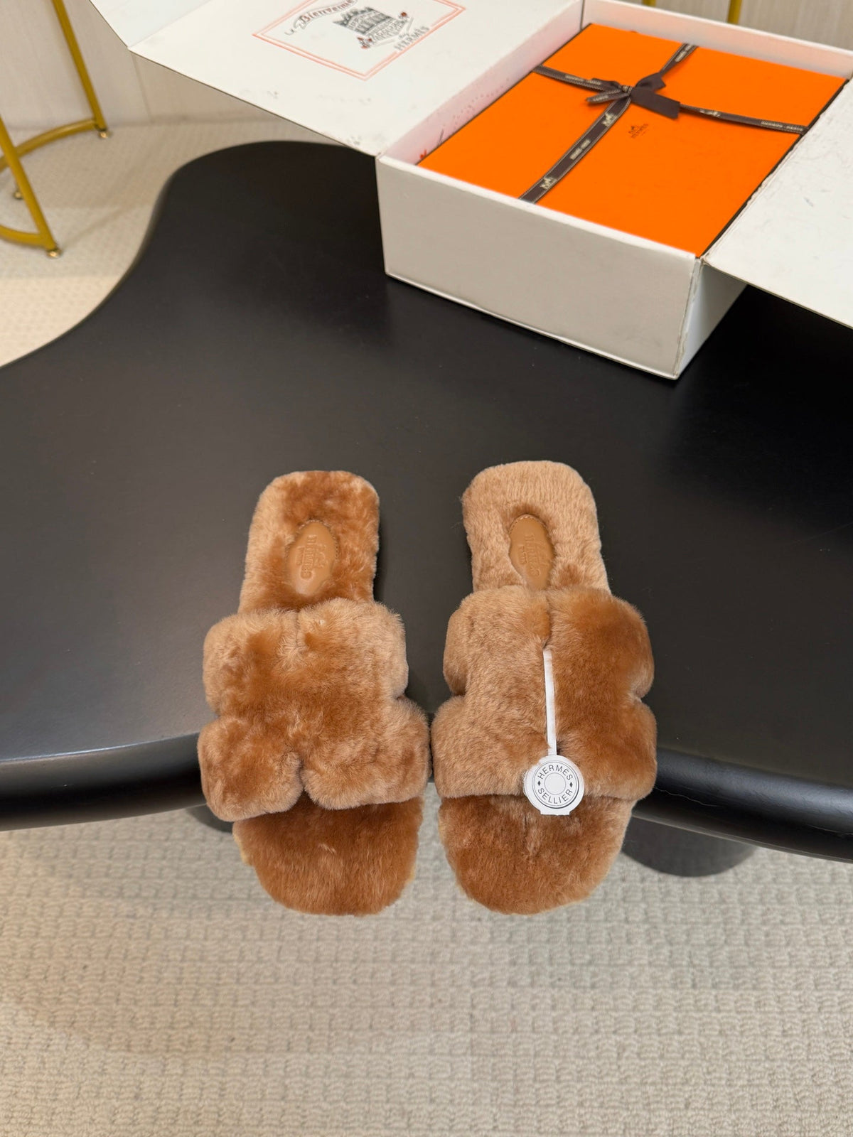 HM Oran Fluffy Slide Camel Shearling 200027