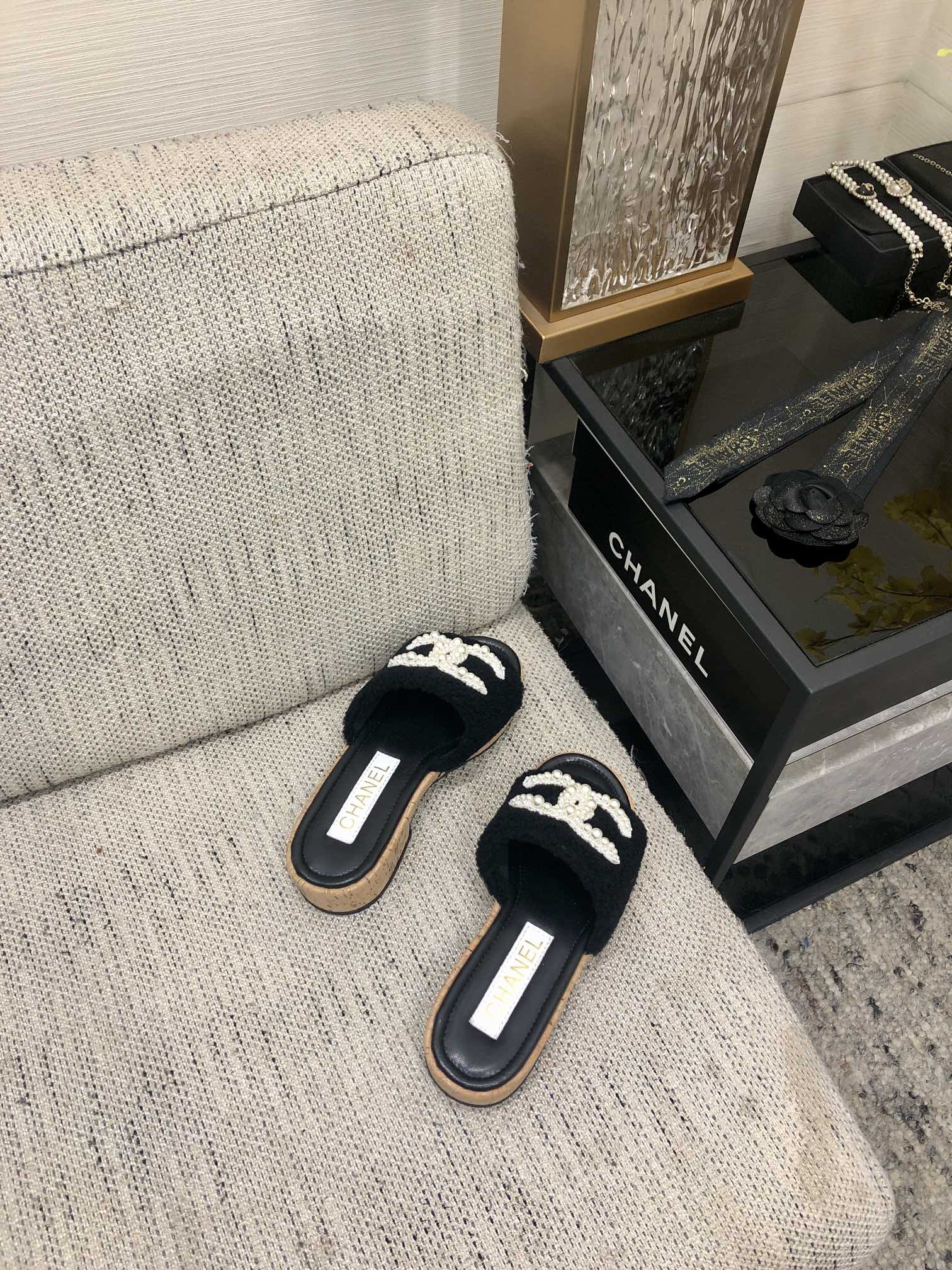 CC Pearl Plush Slides Black Wool Leather 970127