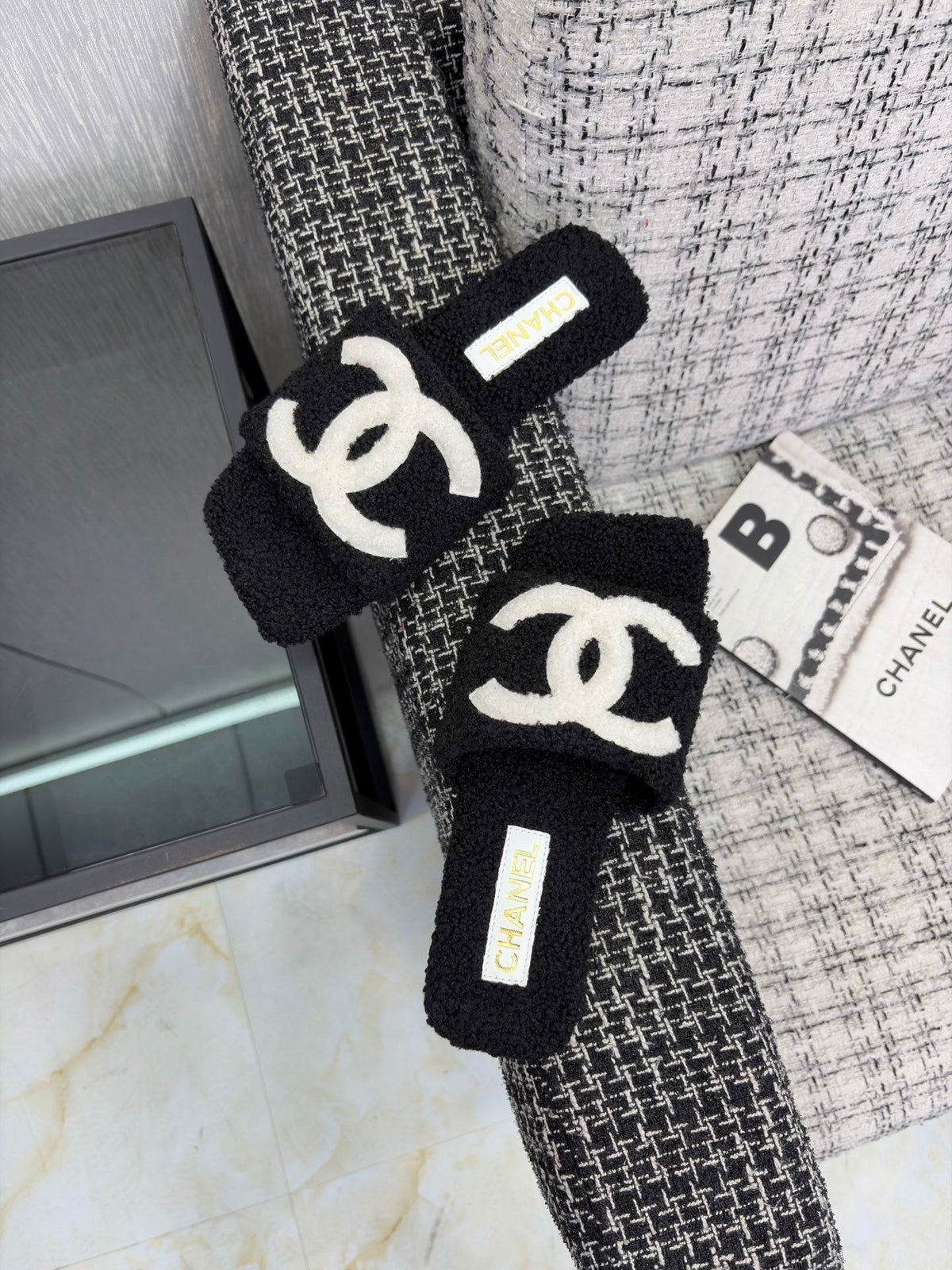 CC 26s Shearling Square Toe Sandals Black White Wool 128094
