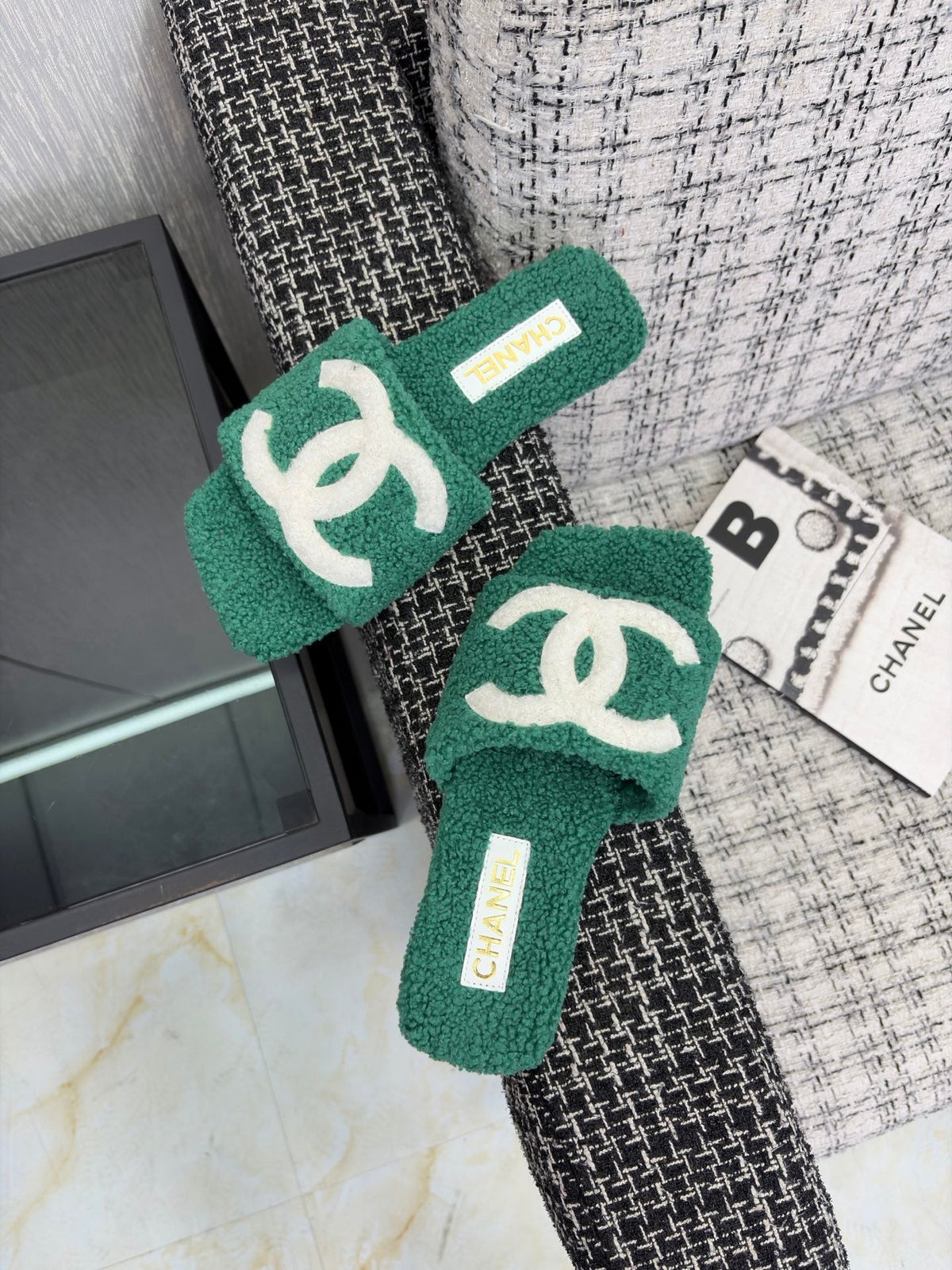 CC 26s Shearling Square Toe Sandals Green White Wool 128091