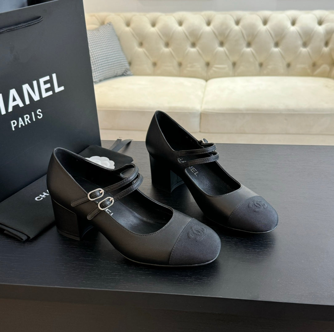 CC 25C Mary Jane Black Sheepskin 212991