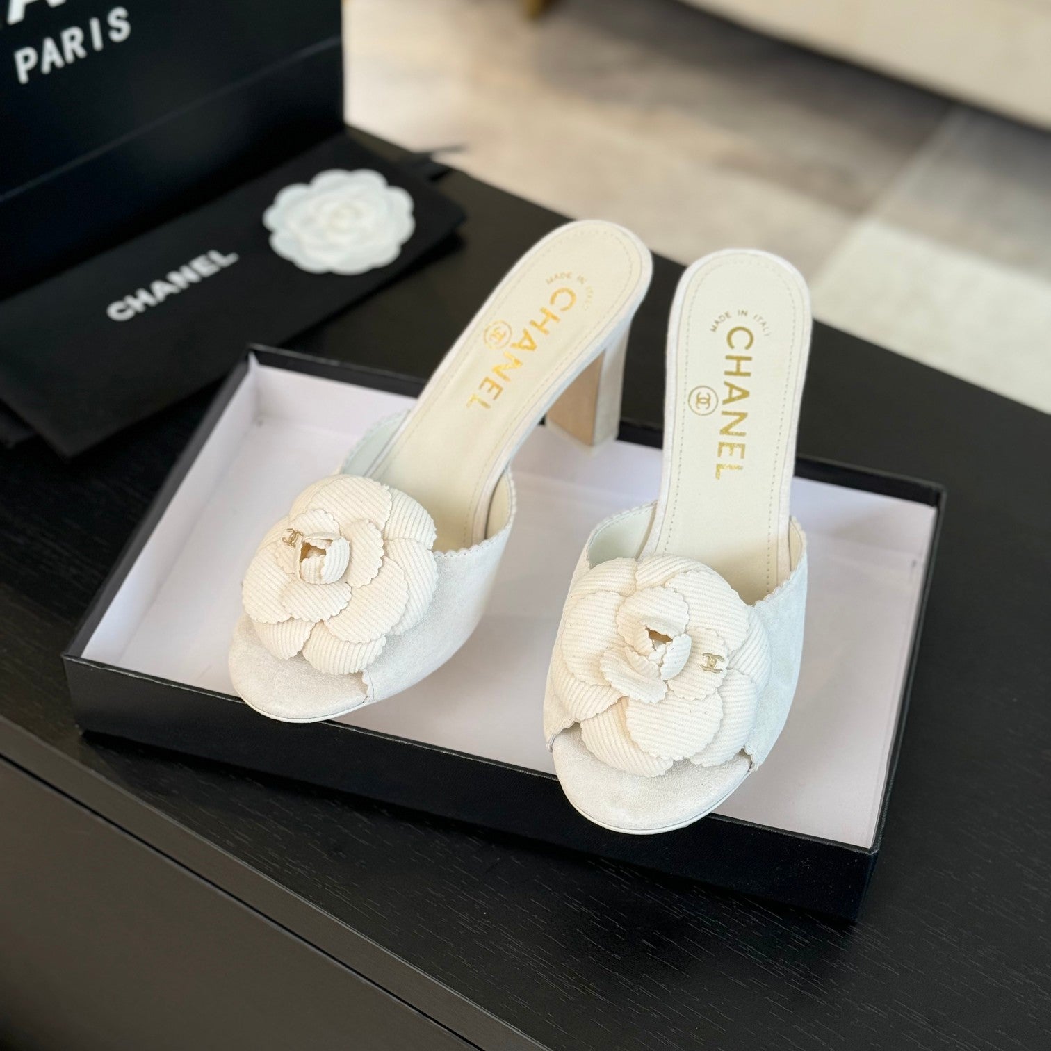 mule sandal flower high heel 80 white suede