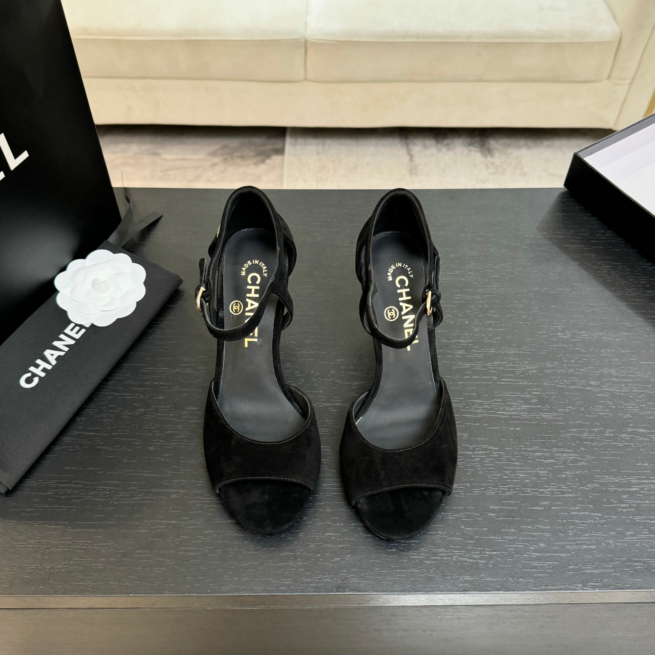 CC 25S Sandal Heel 85mm Black Suede