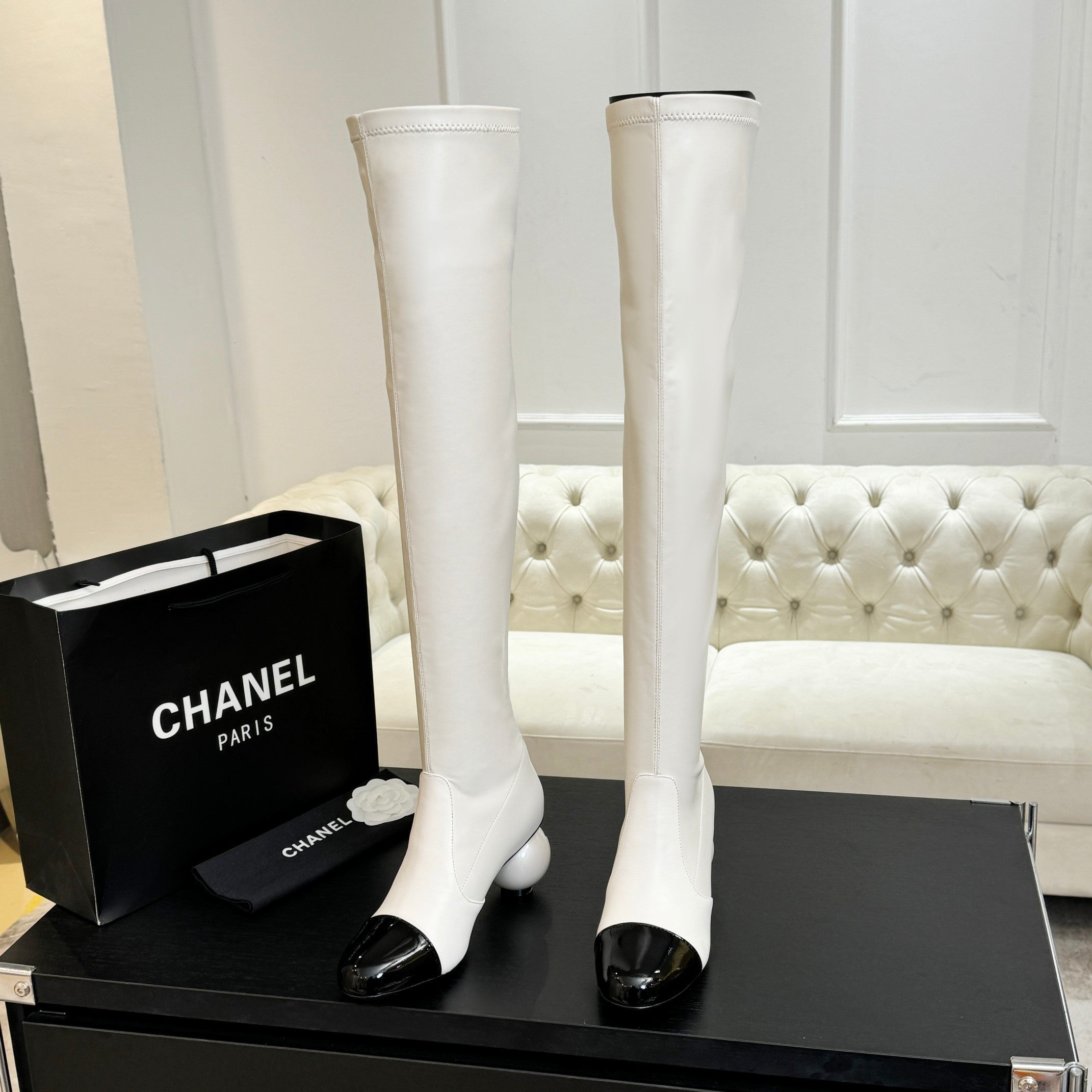 CC 25A Double C Giant Pearl Heel Boots 50mm Black White Cowhide 454945
