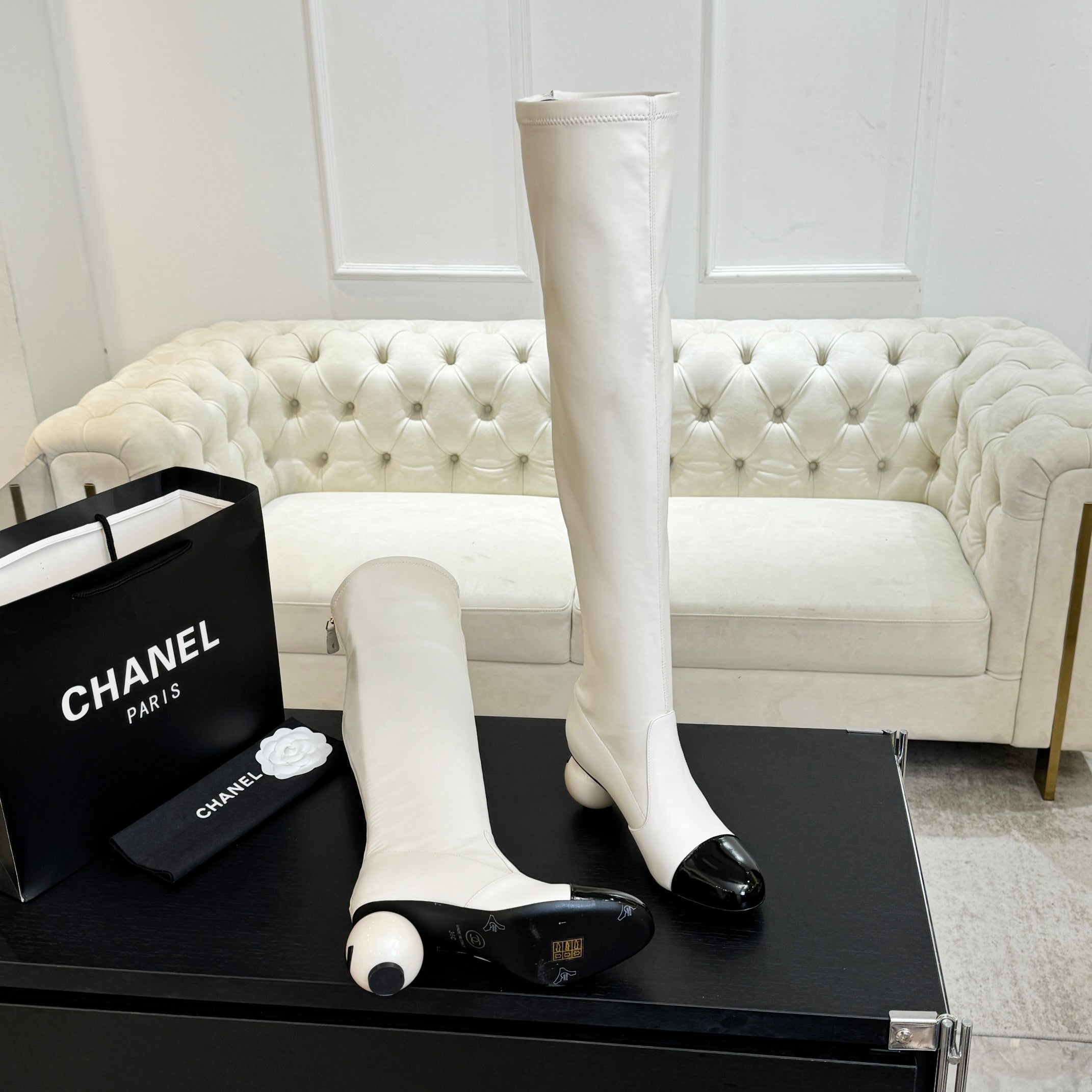 CC 25A Double C Giant Pearl Heel Boots 50mm Black White Cowhide 454945