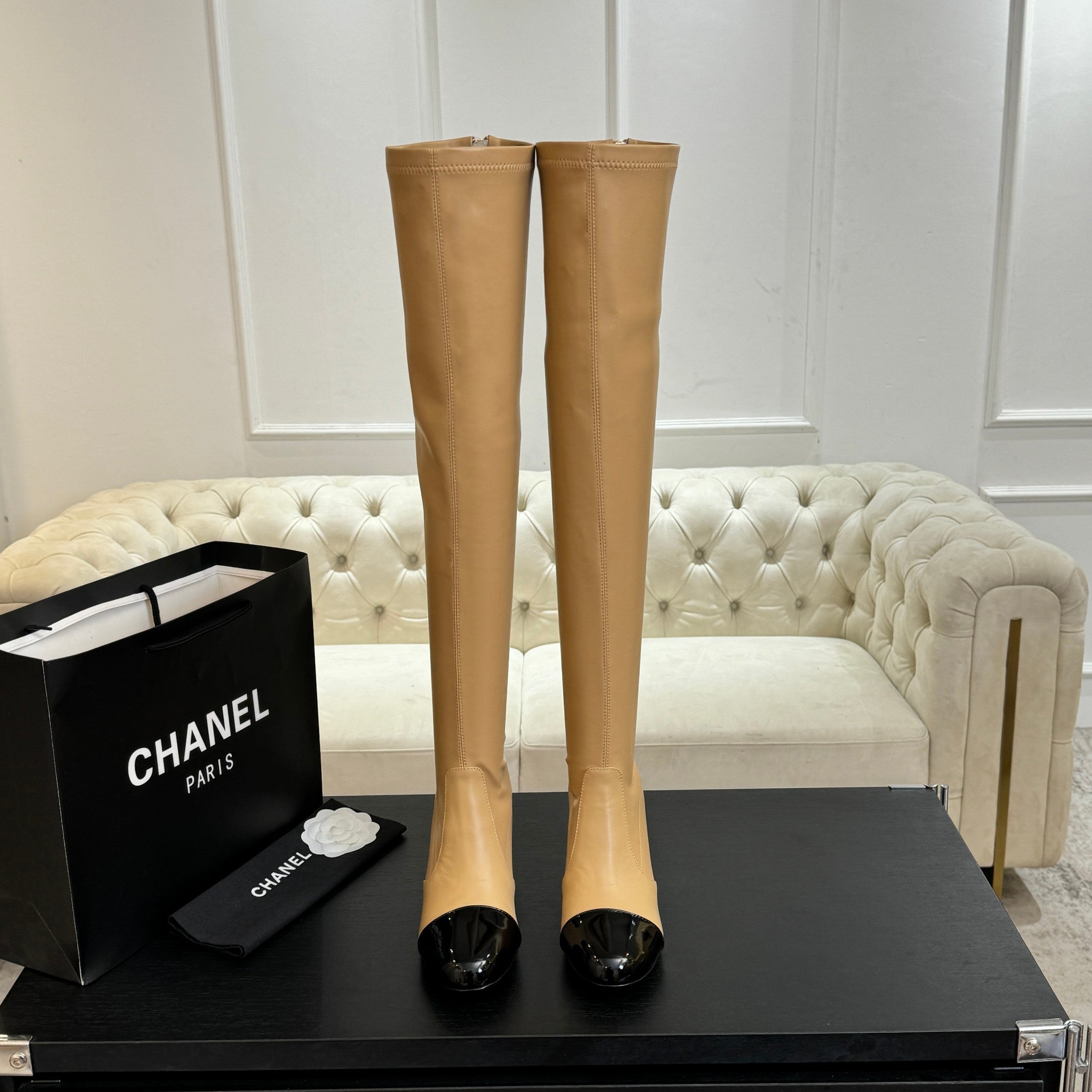 CC 25A Double C Giant Pearl Heel Boots 50mm Black Beige Cowhide 454947