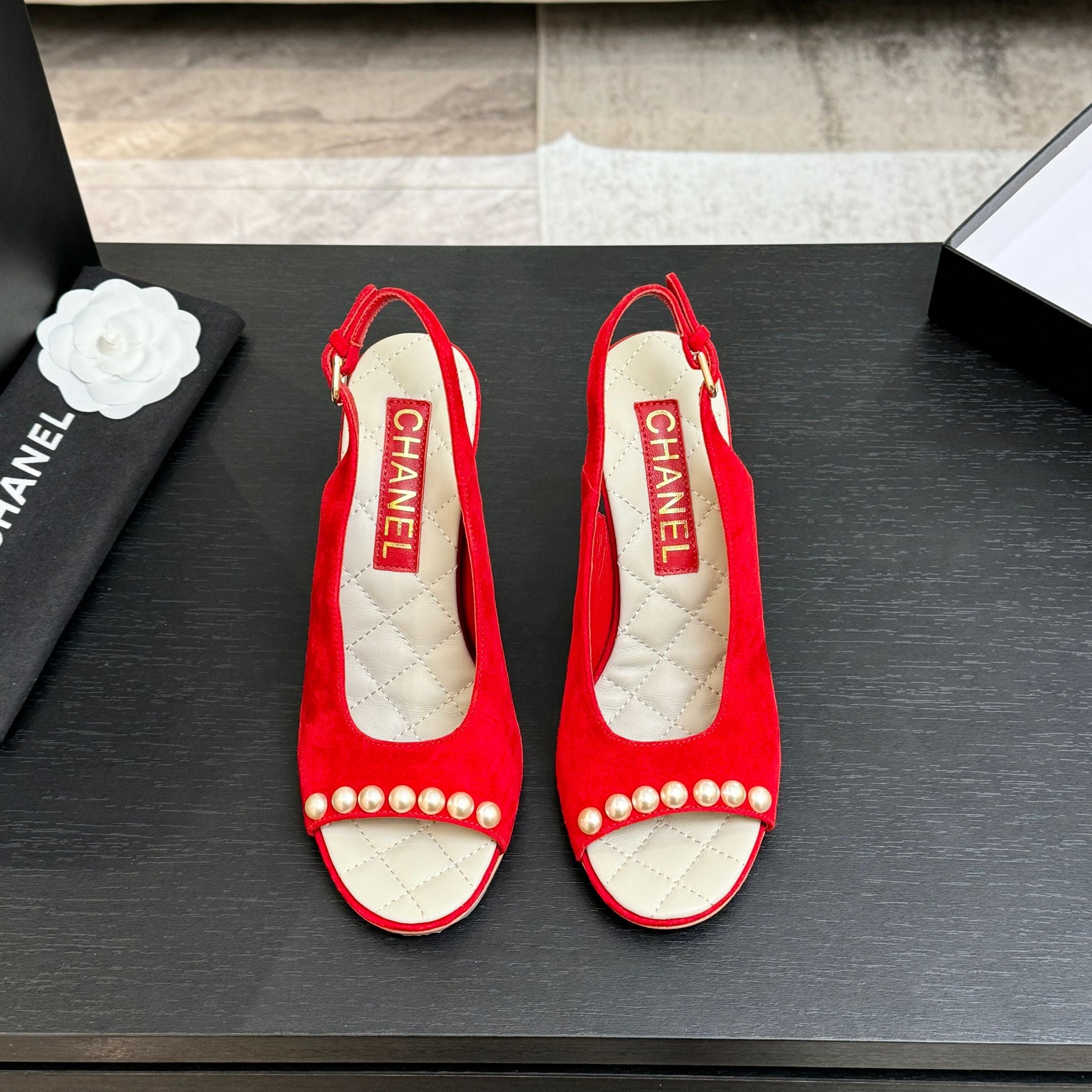 CC 26A Pearl Slingback Red Suede 672991