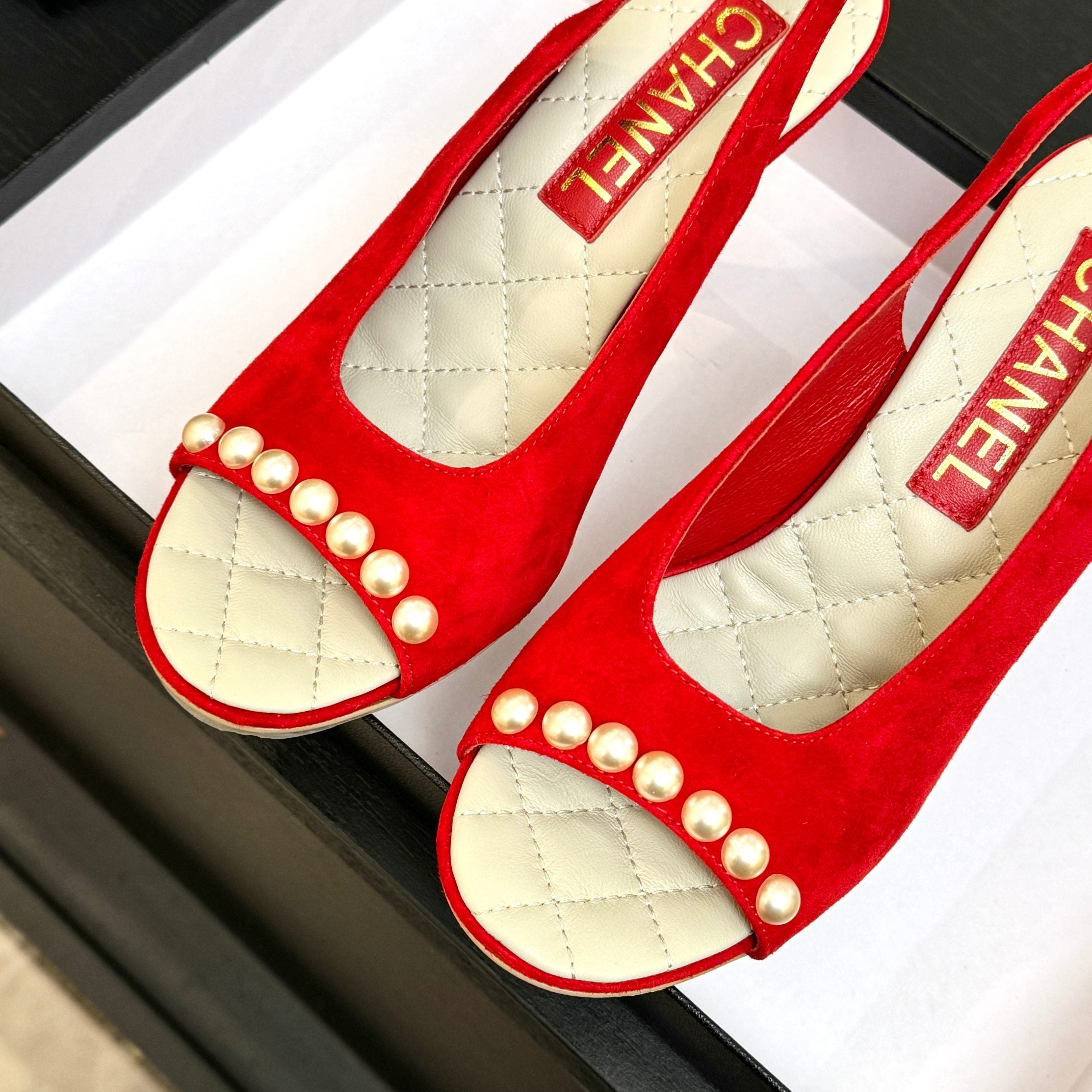 CC 26A Pearl Slingback Red Suede 672991