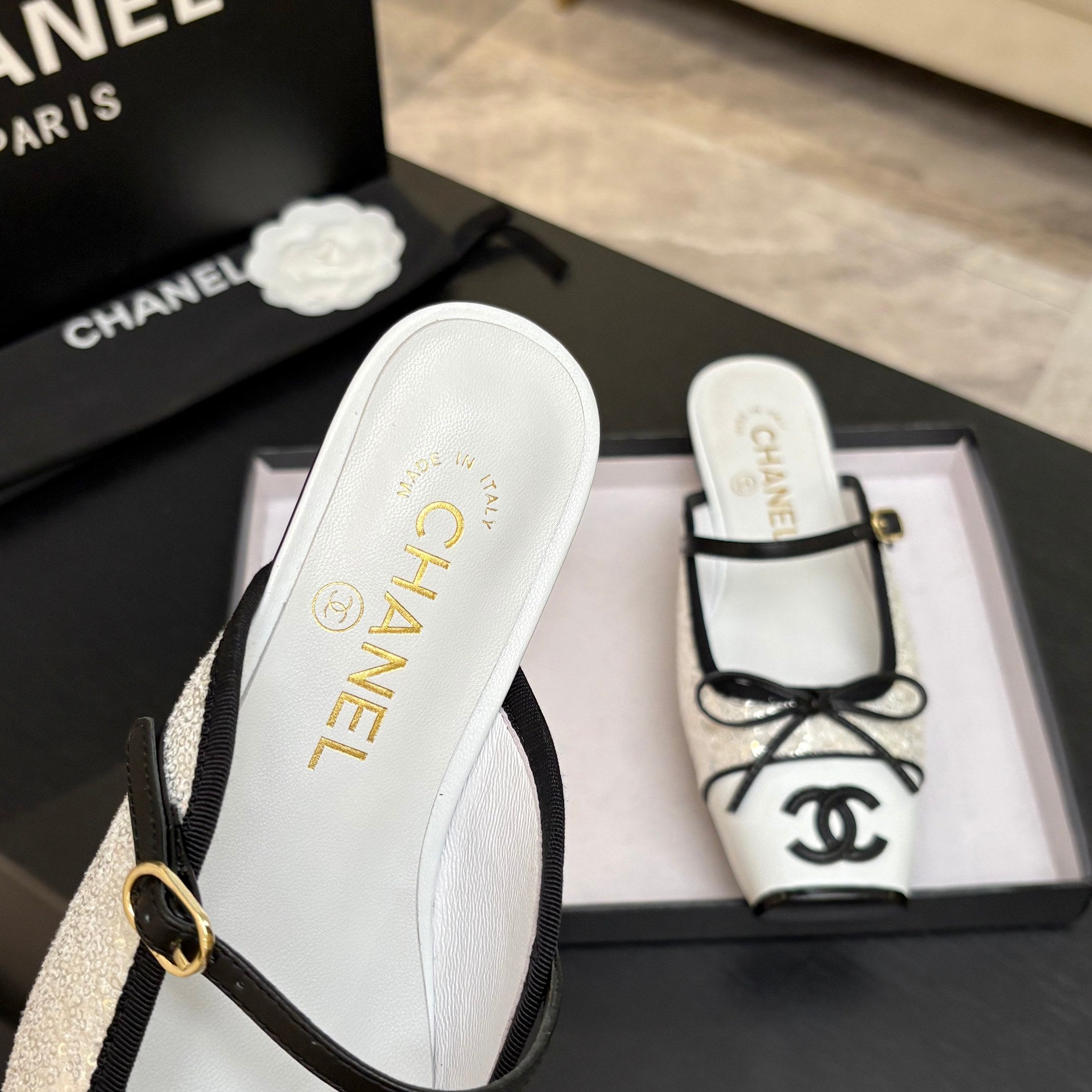 CC 26s Square Head Flat Half Slipper White Sequin Leather 847250