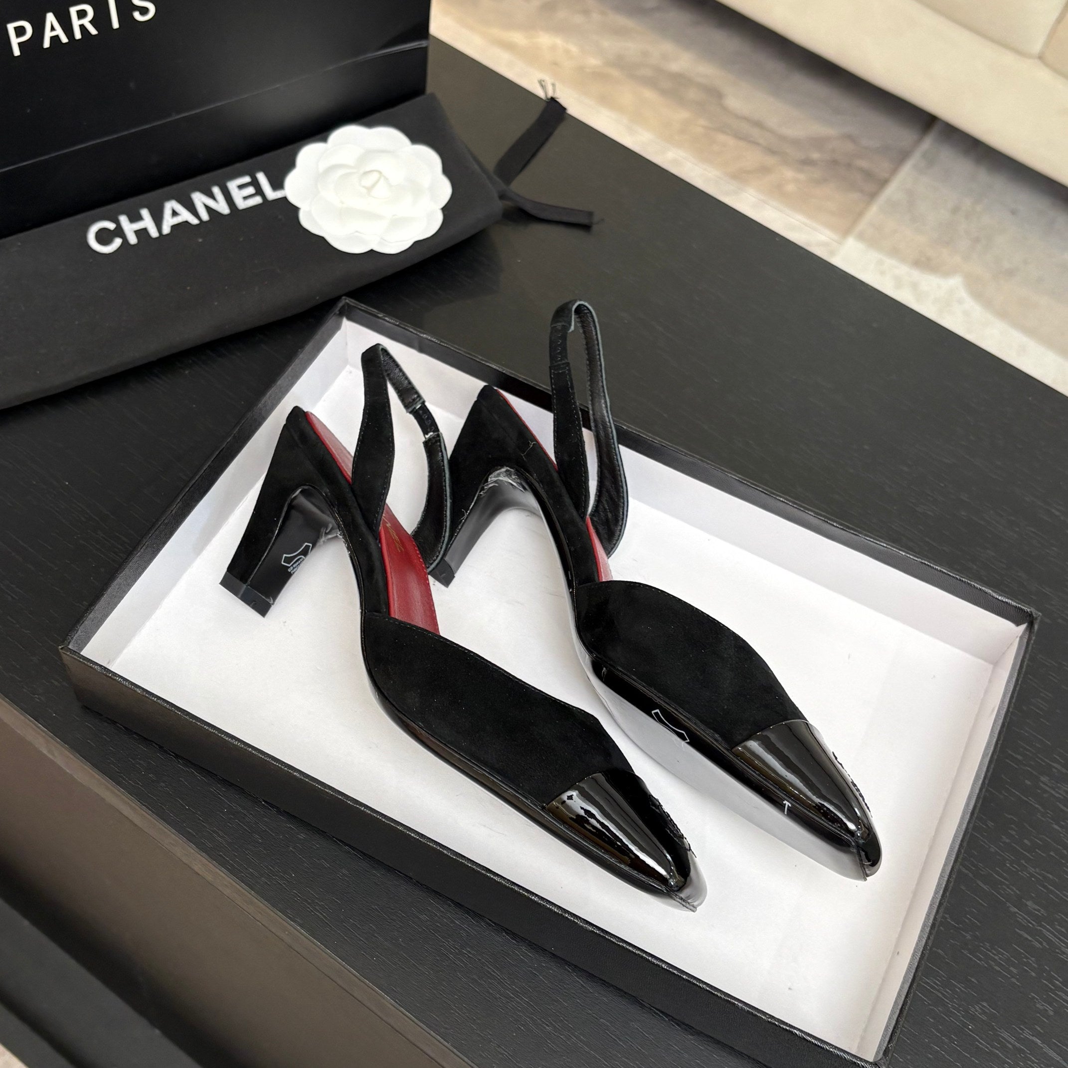 CC 26s Square Cap Toe Slingback 7cm Black Suede Patent Leather 958024