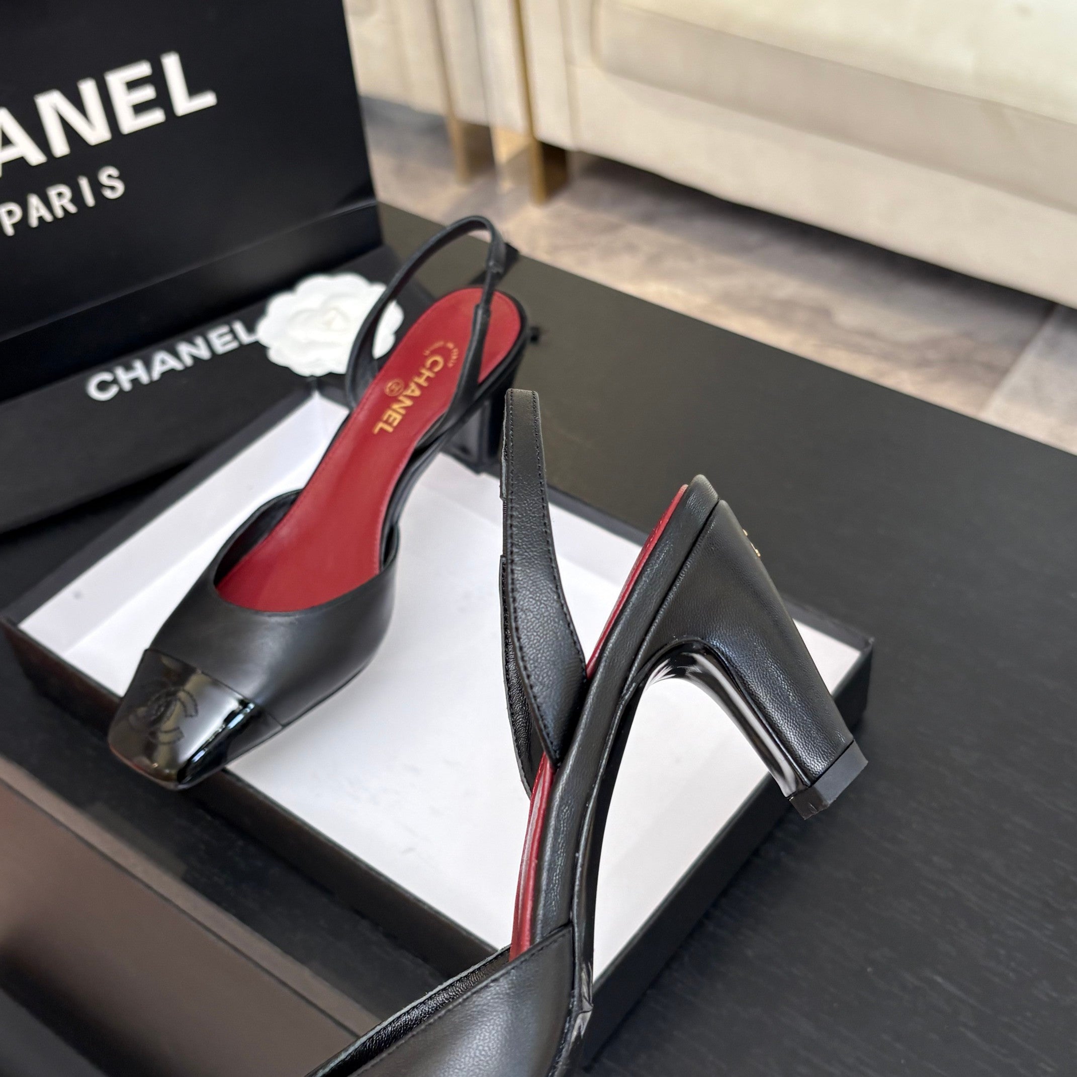 CC 26s Square Cap Toe Slingback 7cm Black Lambskin Patent Leather 958026