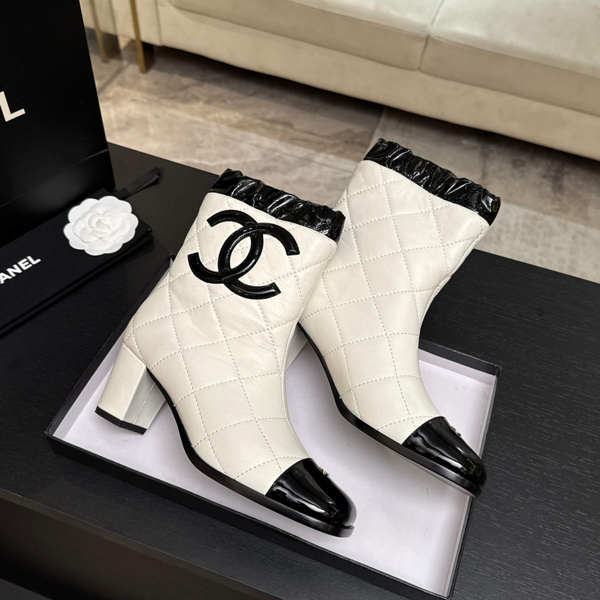 Chanel 26s Quilted Ankle Boots 6cm White Black Leather 167941