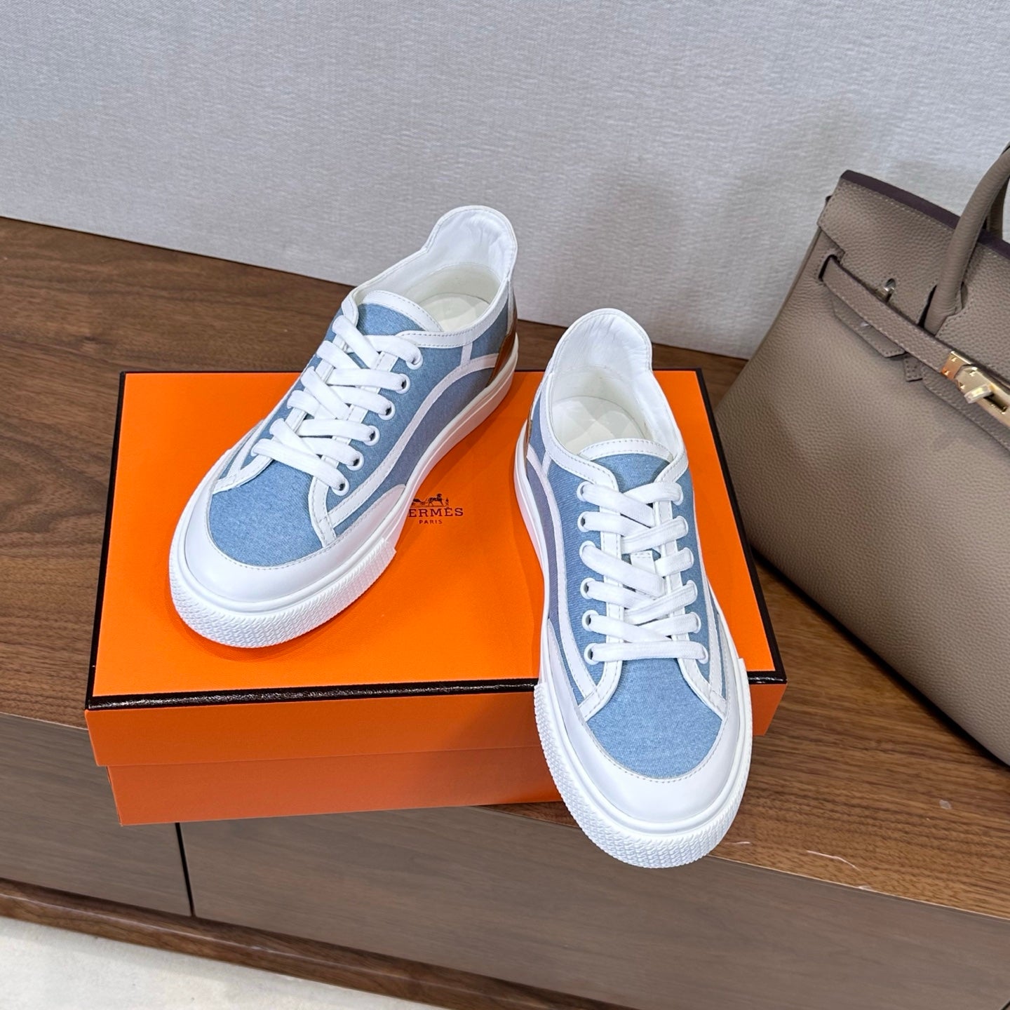 HM Get Sneaker Sky Blue White Suede Cowhide 543790