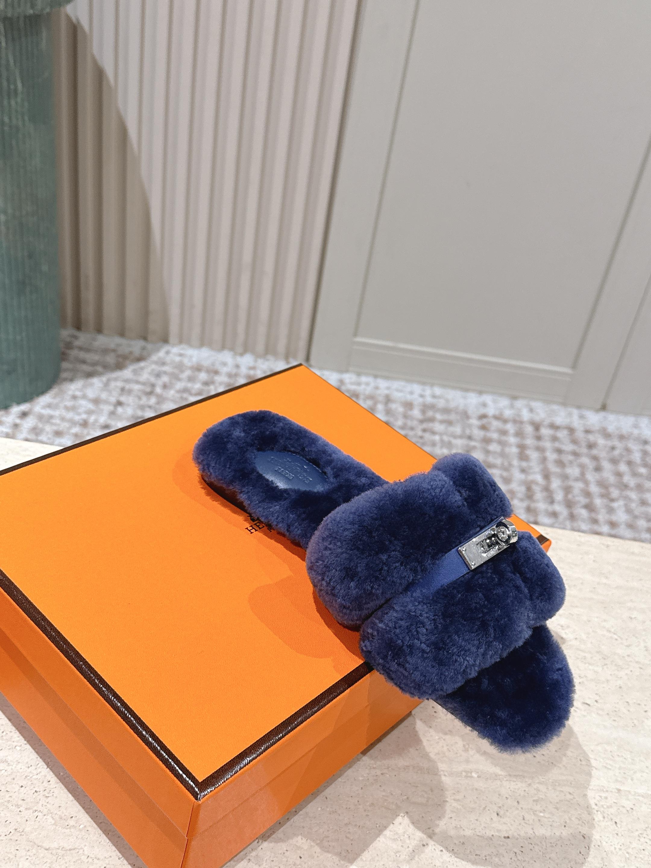 HM Oran Slippers Sliver Buckle Dark Blue Wool 583750