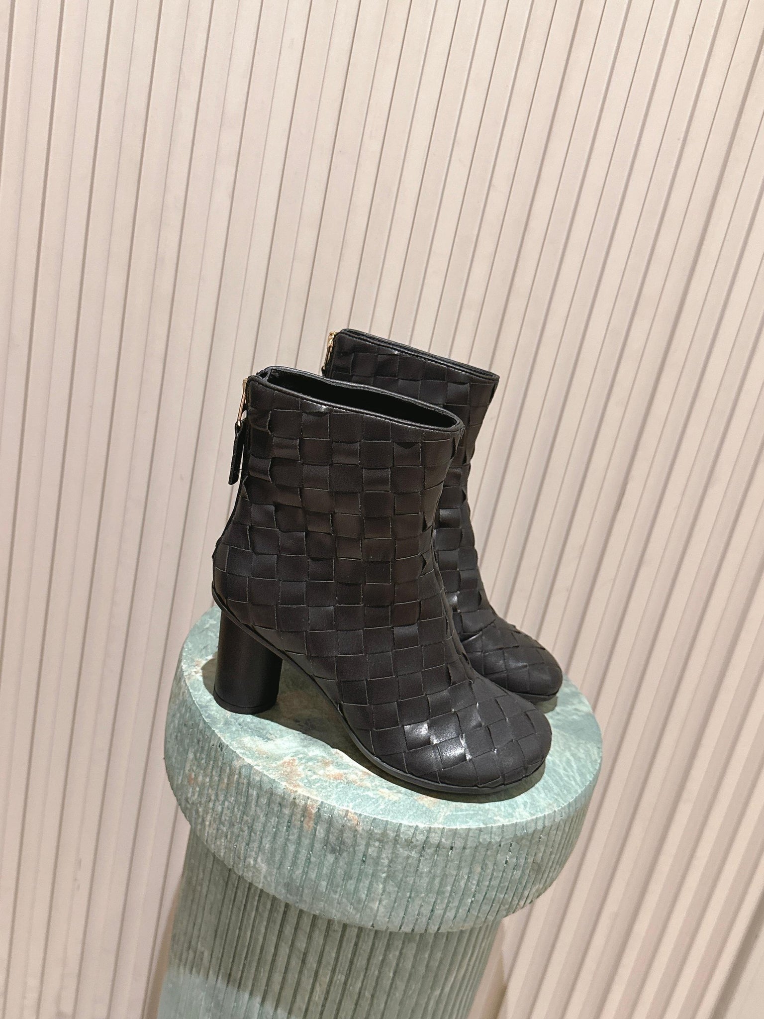 BV 26s Boots 8.5cm Black Intrecciato Lambskin
