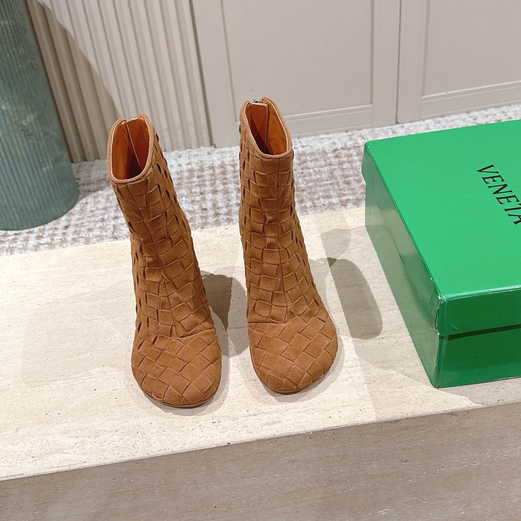 BV 26s Boots 8.5cm Brown Intrecciato Suede