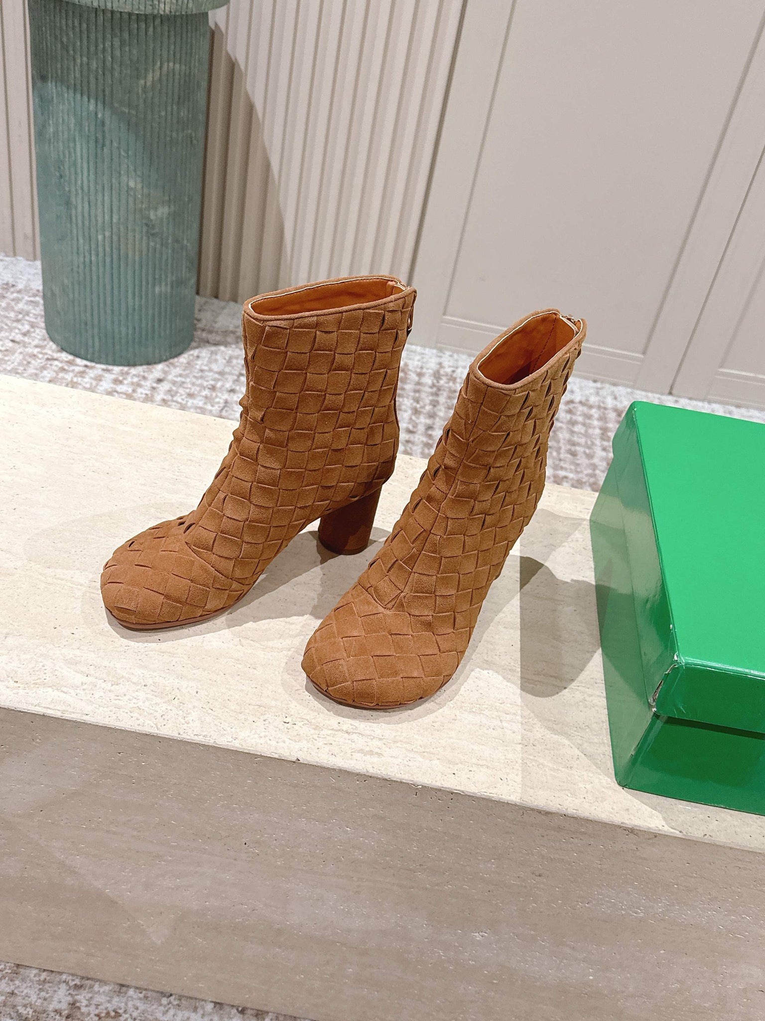 BV 26s Boots 8.5cm Brown Intrecciato Suede