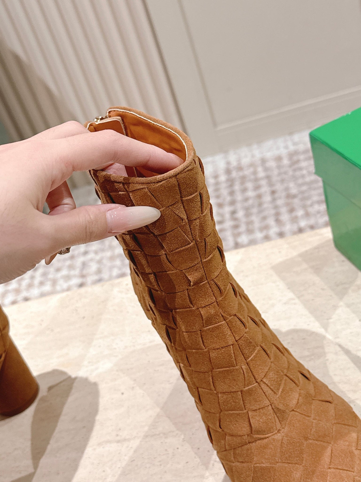 BV 26s Boots 8.5cm Brown Intrecciato Suede