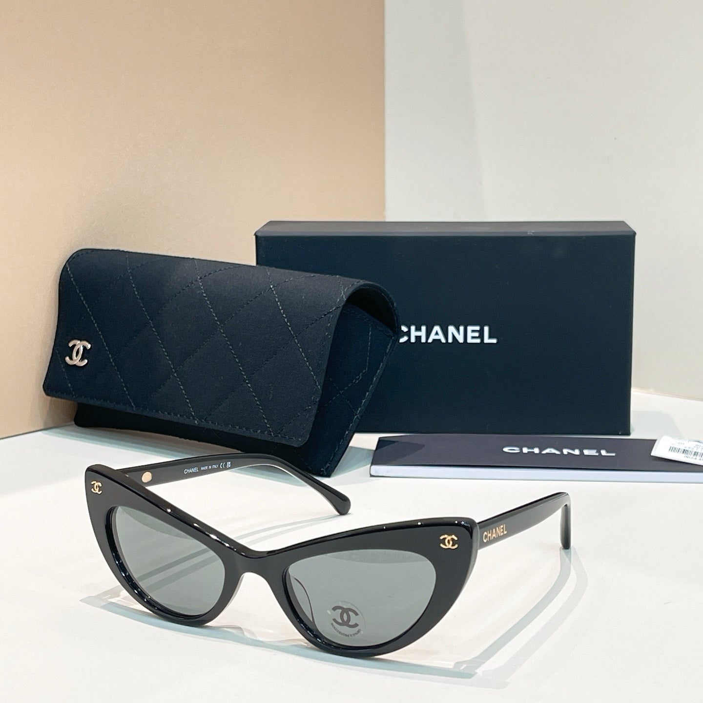 Chanel Cat Eye Sunglasses 152193