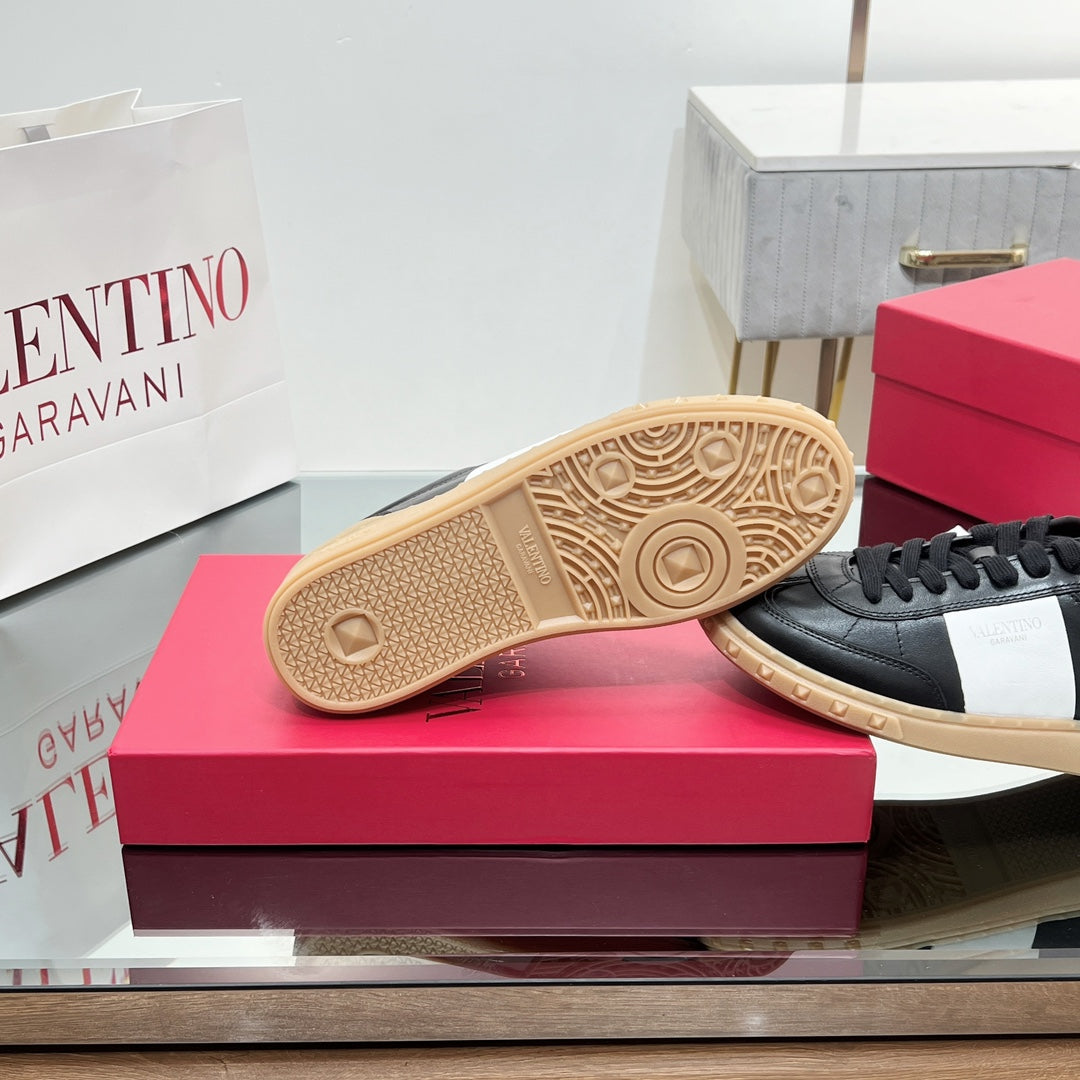 Valentino 25s Upvillage Sneakers In White Mix Black Lambskin
