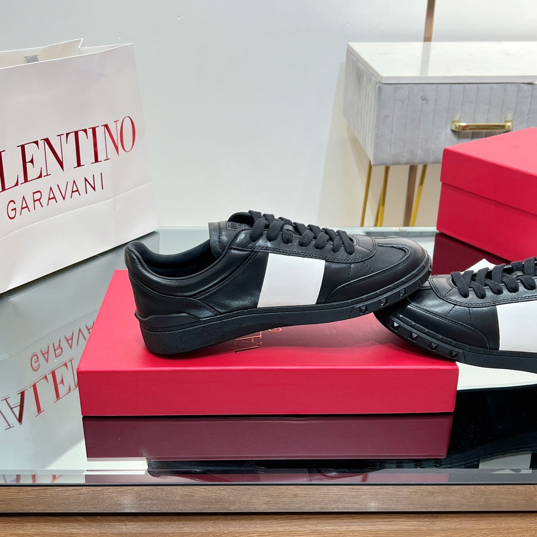 Valentino 25s Upvillage Sneakers In White Mix Black Lambskin
