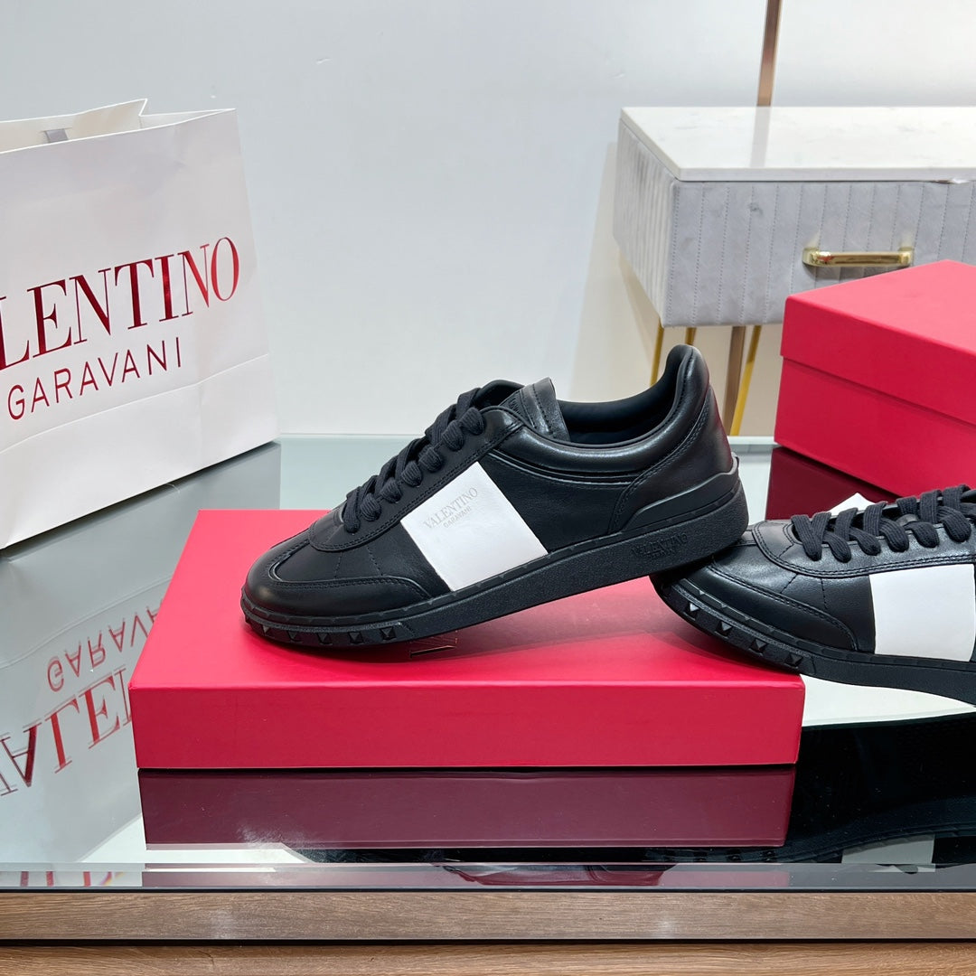 Valentino 25s Upvillage Sneakers In White Mix Black Lambskin