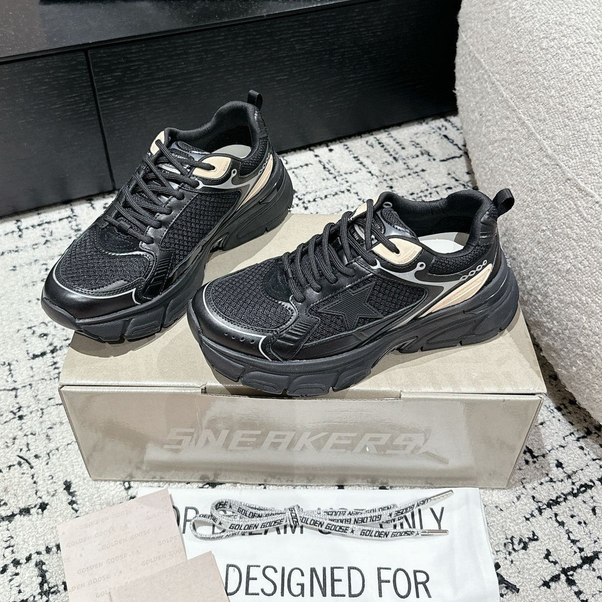 GGDB Marathon Sneakers Black Mesh 980472