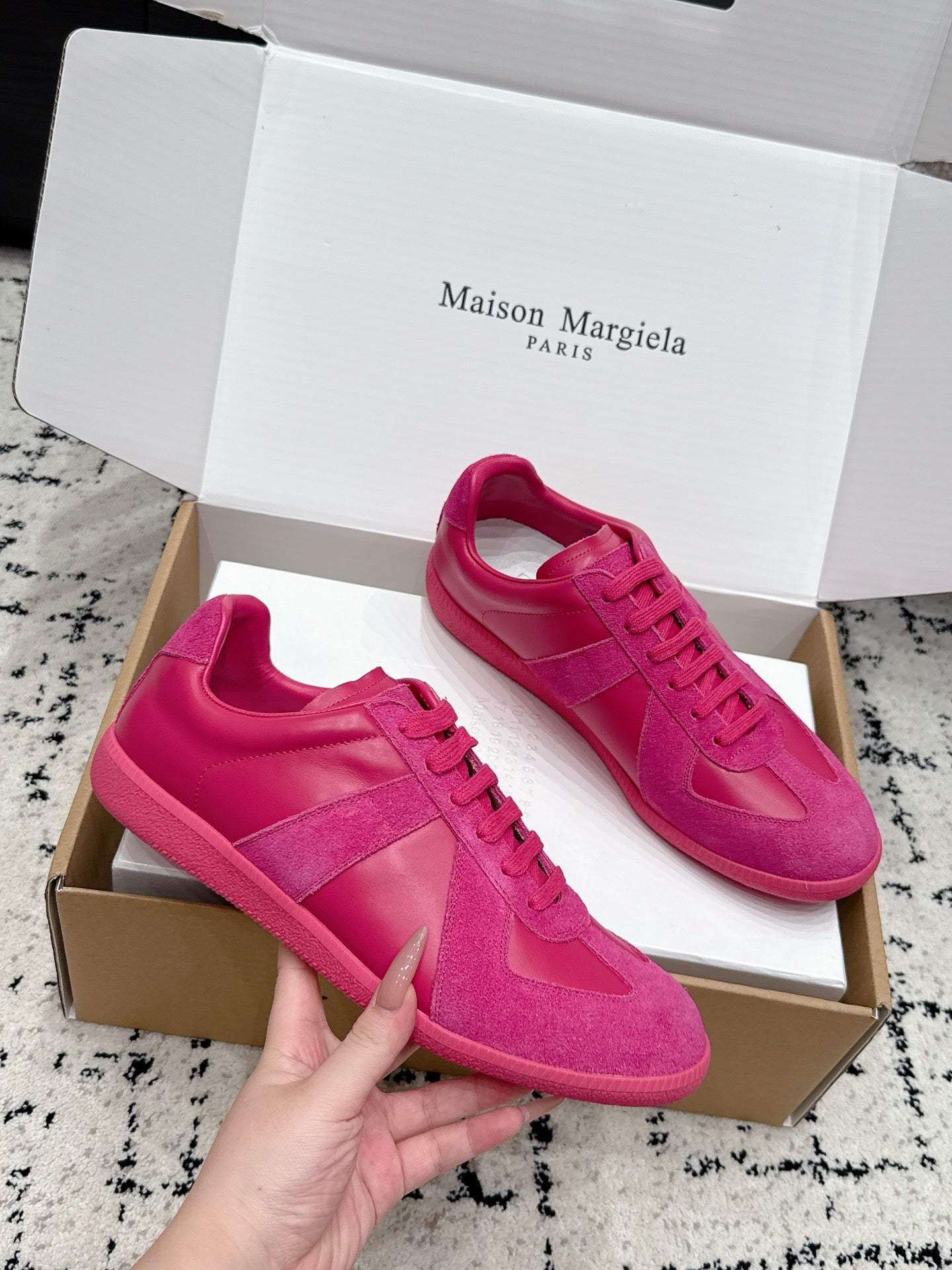 MM6 Replica Casual Sneaker Hot Pink Sheepskin Suede 881189