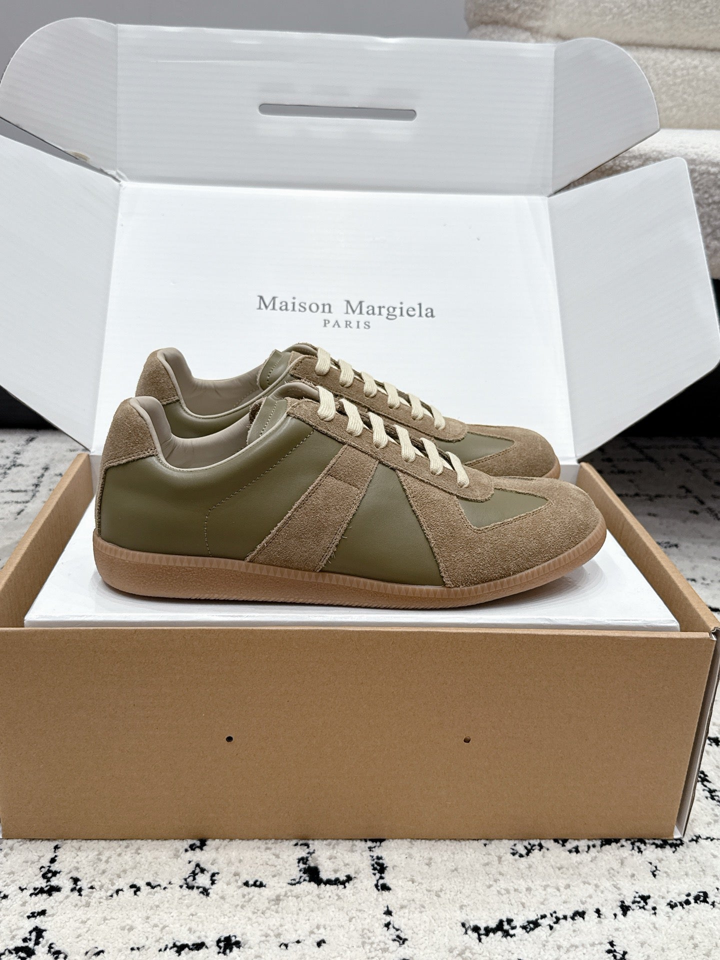 MM6 Replica Casual Sneaker Taupe Sheepskin Suede 881202