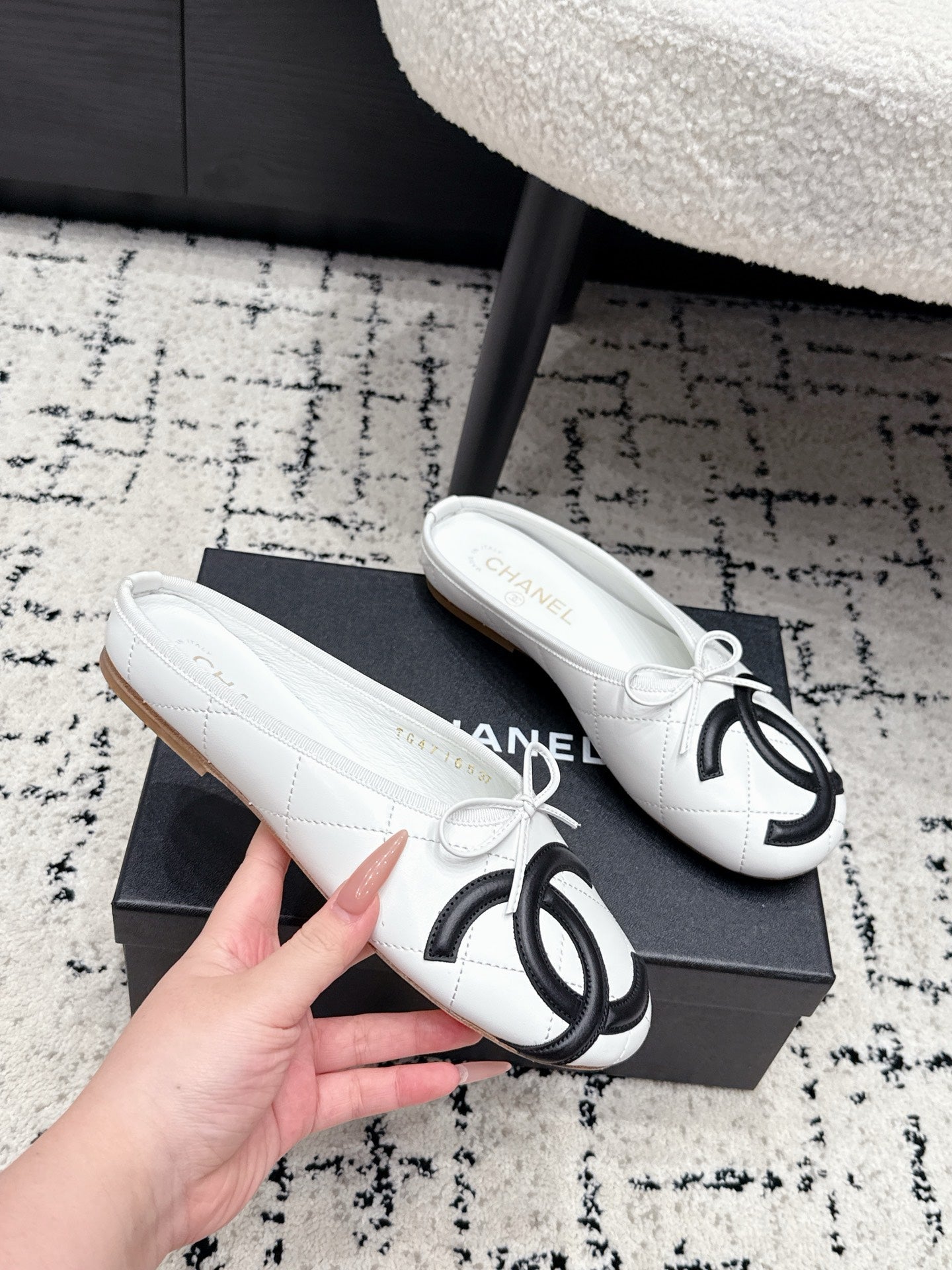 CC 26s Coco Beach Cambon Mule White Lambskin 847130