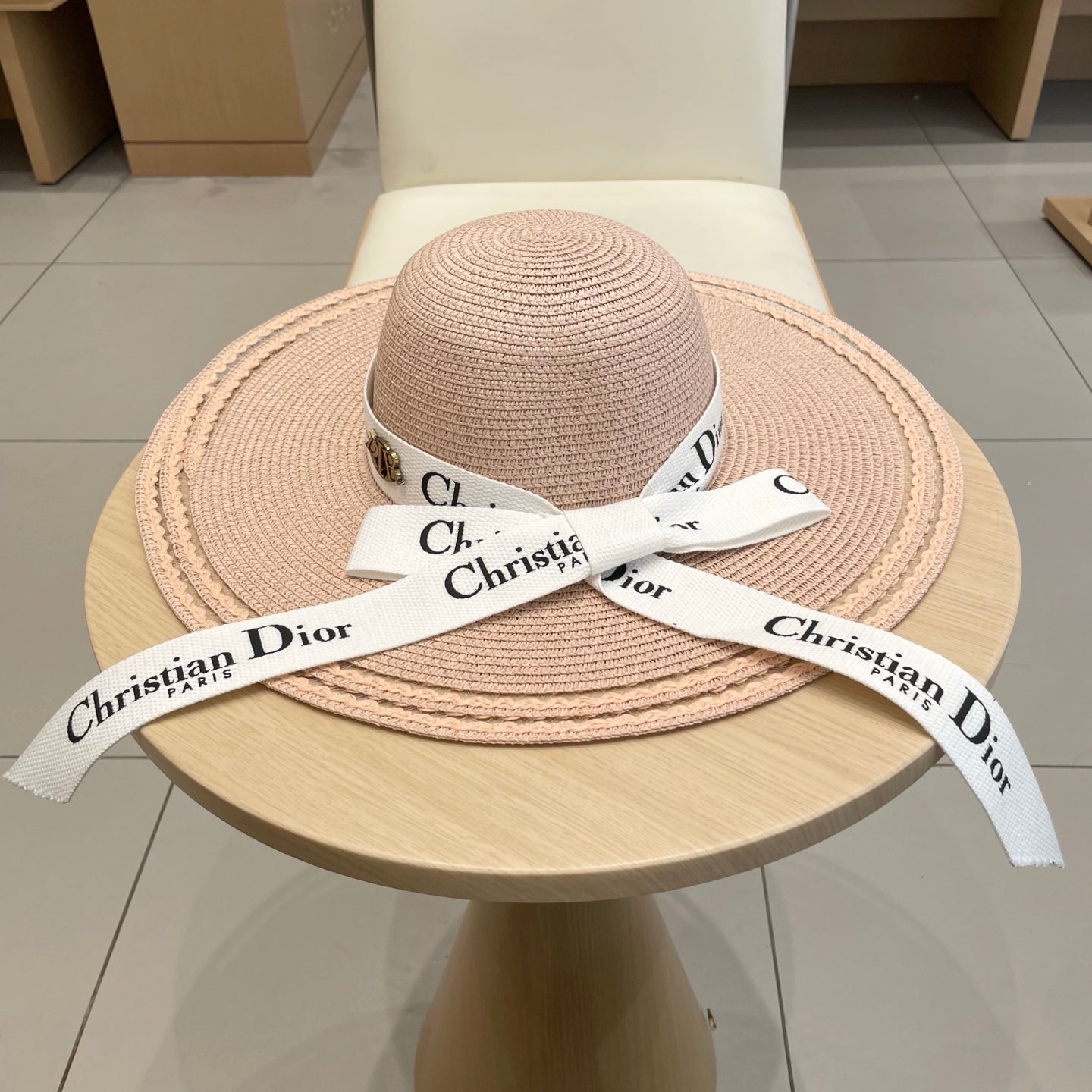 HAT IN LIGHT PINK BEIGE RAFFIA WIDE-BRIM MIX BIG WHITE BOW