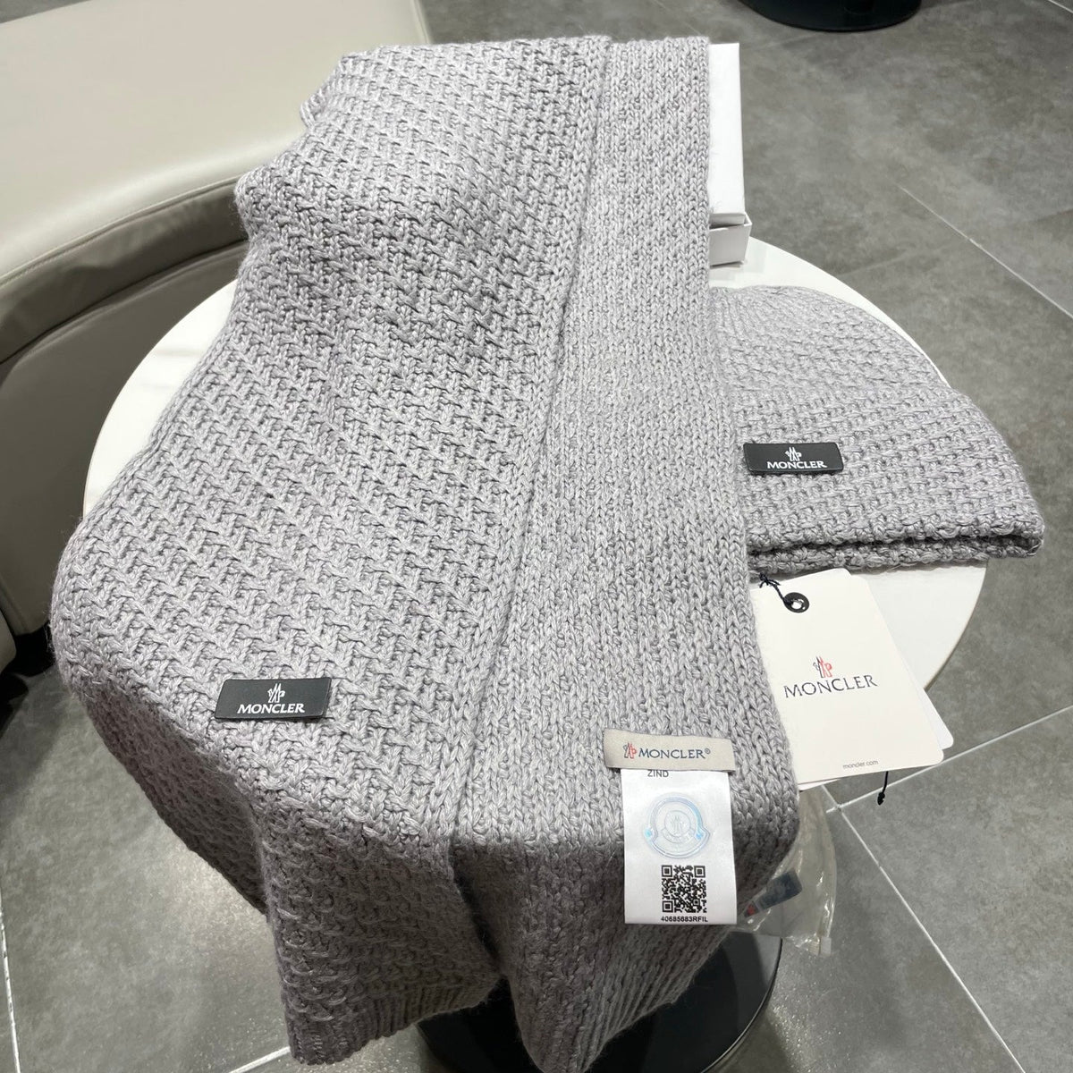 MC 26s Winter Knit Set Grey Wool 499292