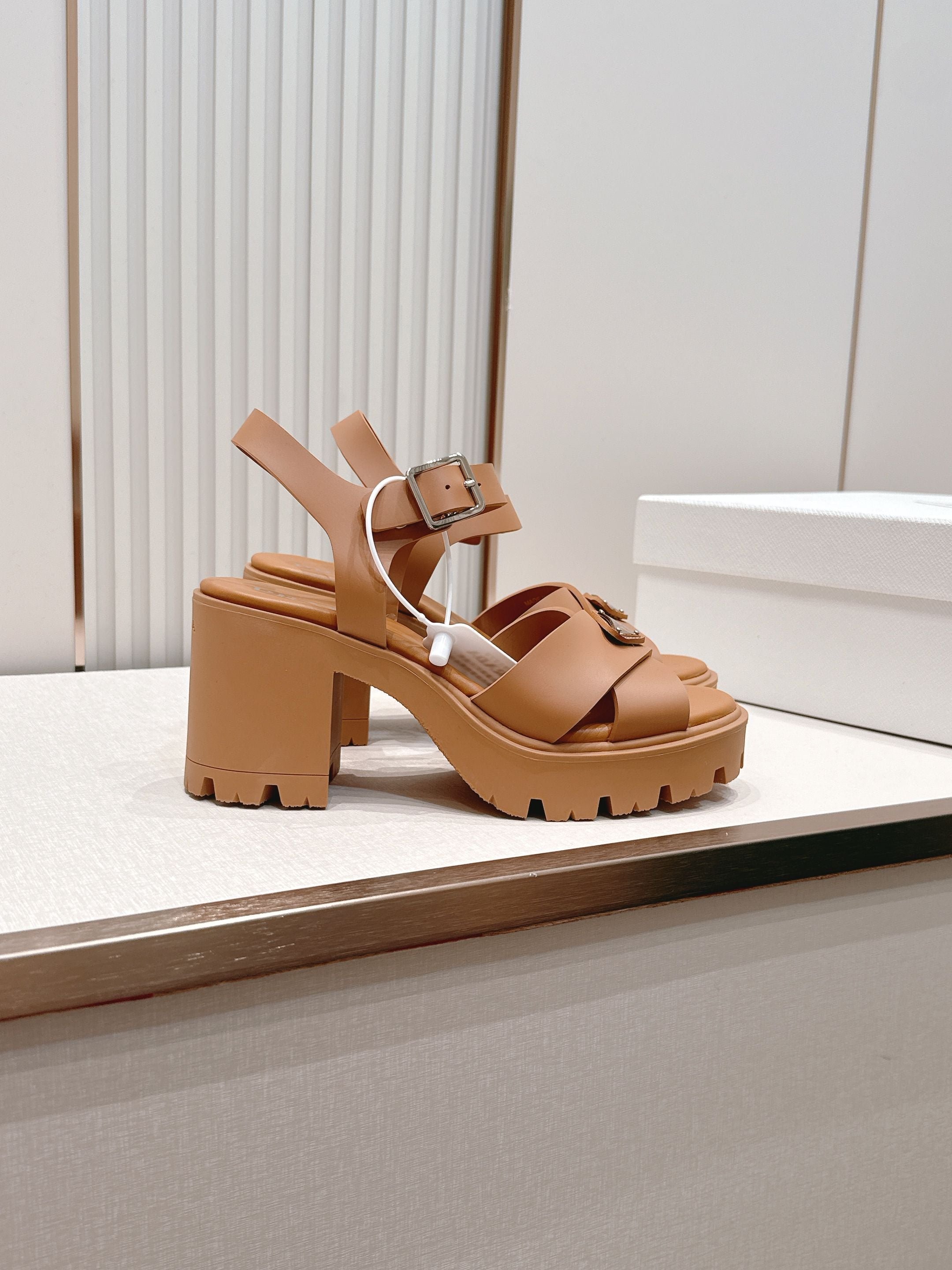 Prada 26s Monolith Sandals Tan Brown Rubber 838140