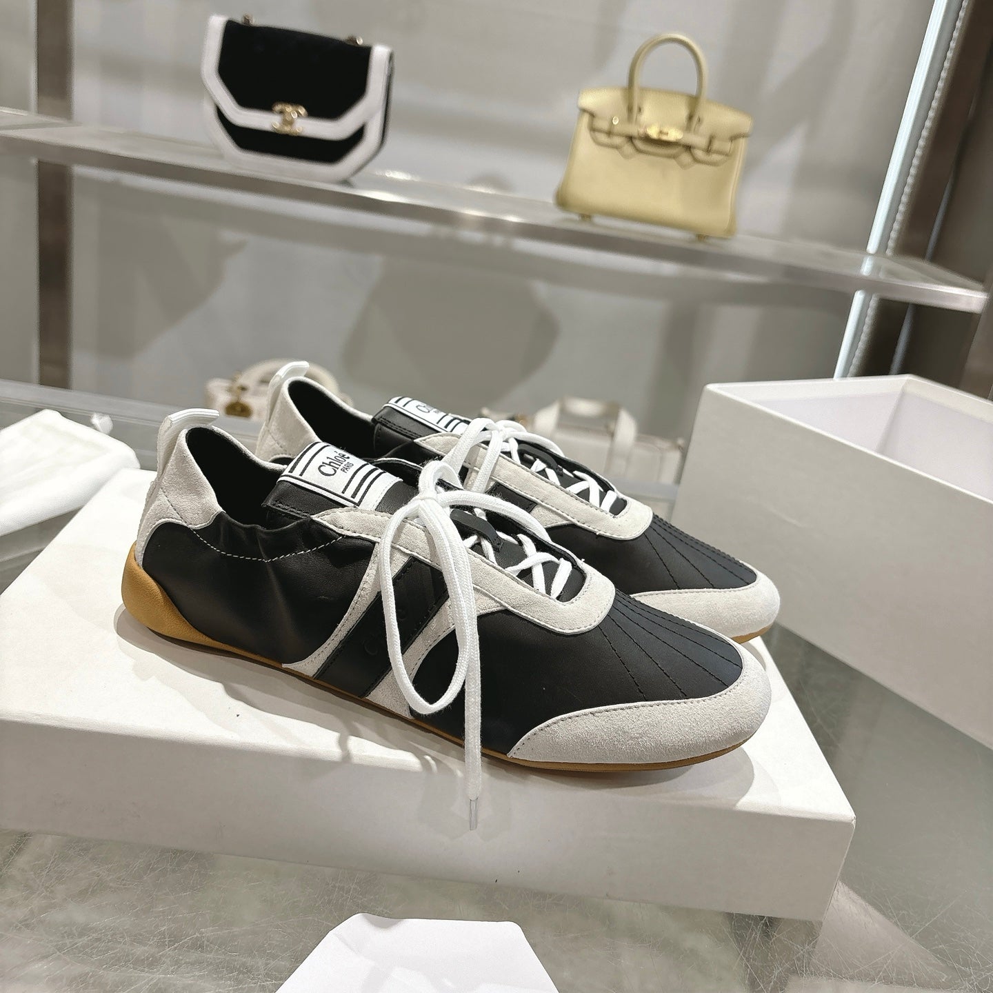 Chloe Sneaker casual shoes black white cowhide 518814