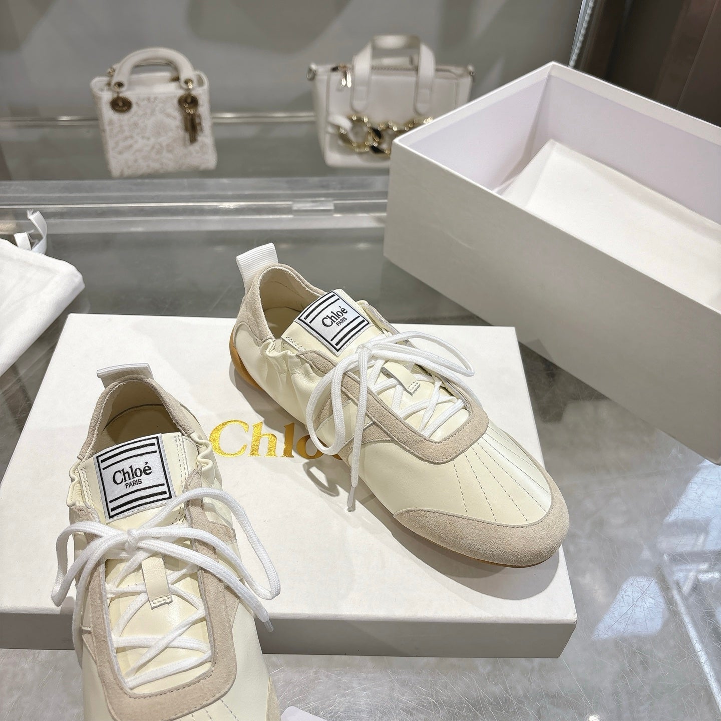 Chloe Sneaker casual shoes cream cowhide 518815